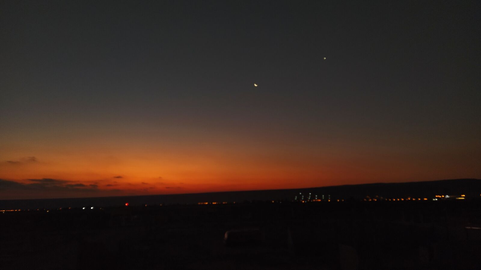 Xiaomi Mi A3 sample photo. Sunsets, moon, full moon photography