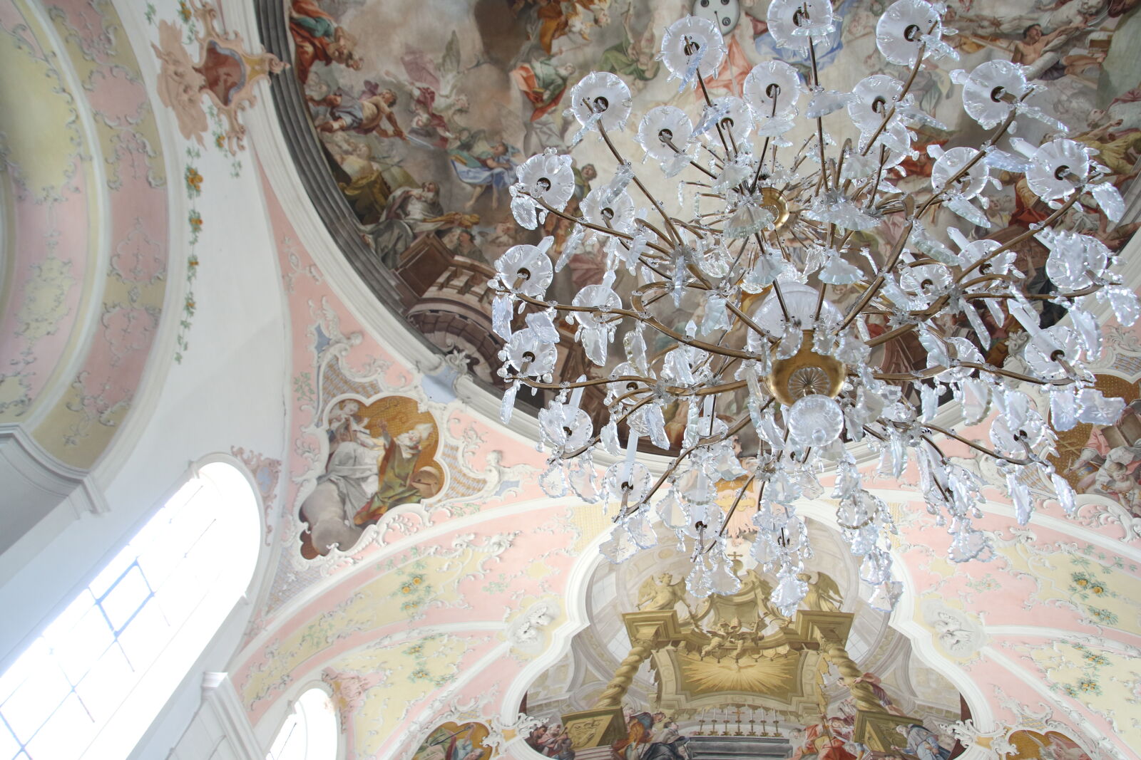Canon EOS 7D Mark II sample photo. Cathedral, chandelier, church, couple photography