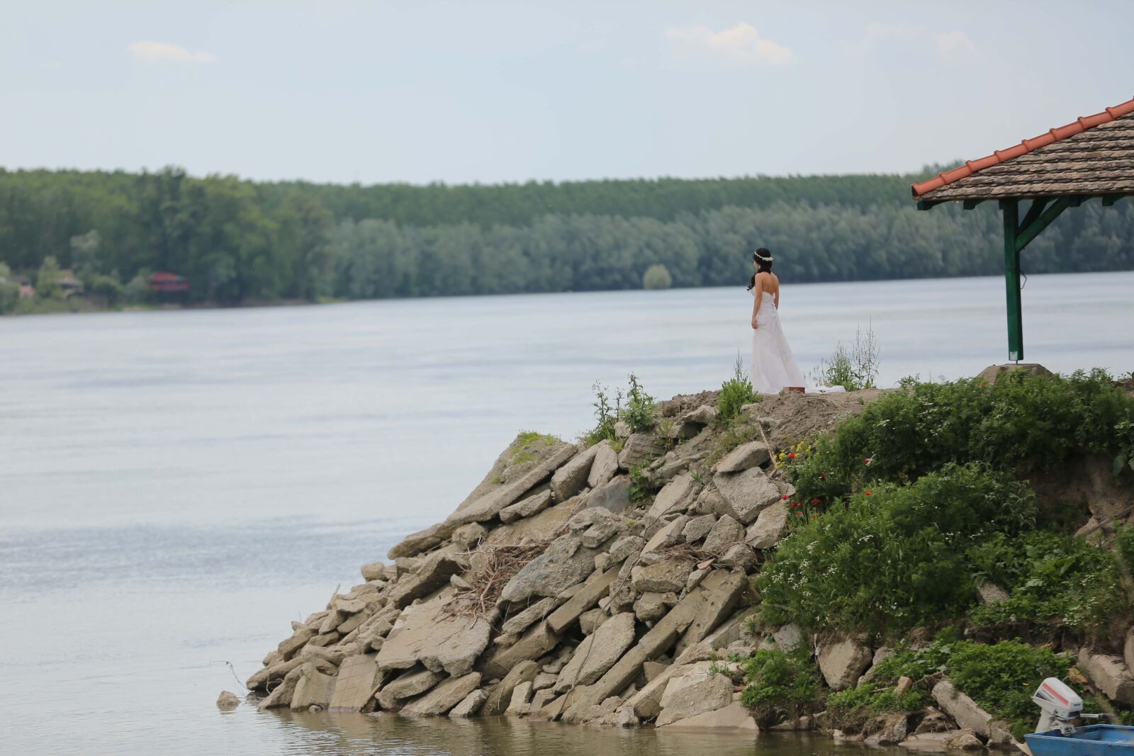Canon EOS 5D Mark III sample photo. Bay, bride, cliff, costline photography
