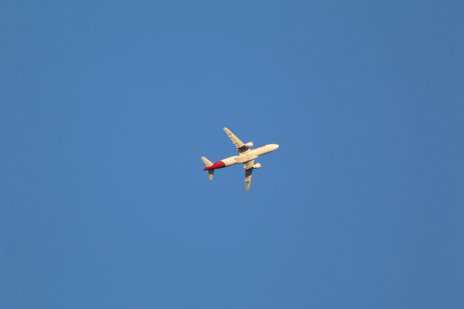 Canon EOS 70D + Canon EF 70-300mm F4-5.6 IS USM sample photo. Airplane, aviao photography