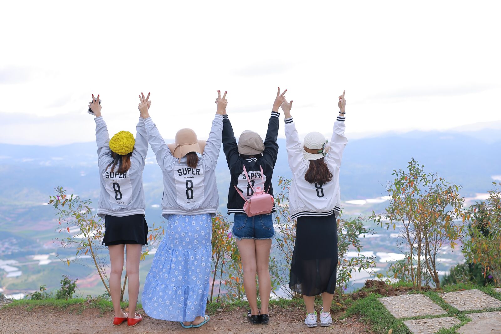 Canon EOS 5D Mark III sample photo. Langbiang, dalat, girl photography