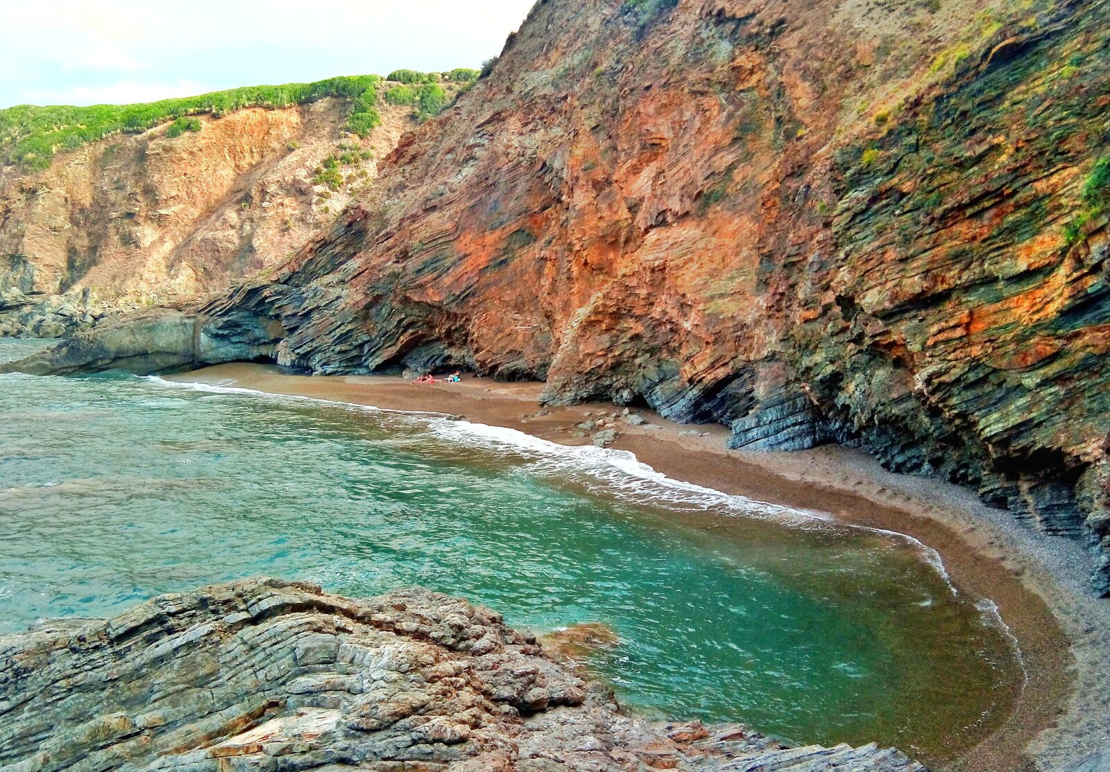 condor Plume P6 Pro LTE sample photo. Beach, mountain, travel photography