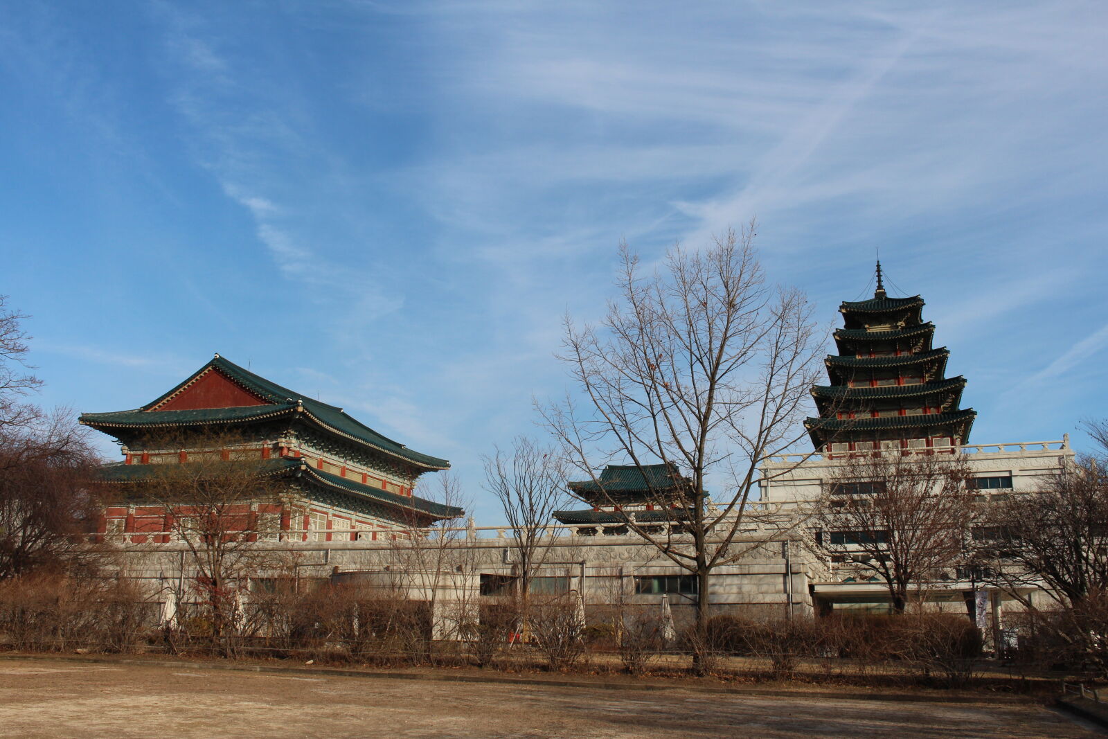 Canon EOS 700D (EOS Rebel T5i / EOS Kiss X7i) sample photo. Gyeongbokgung, korea, winter photography