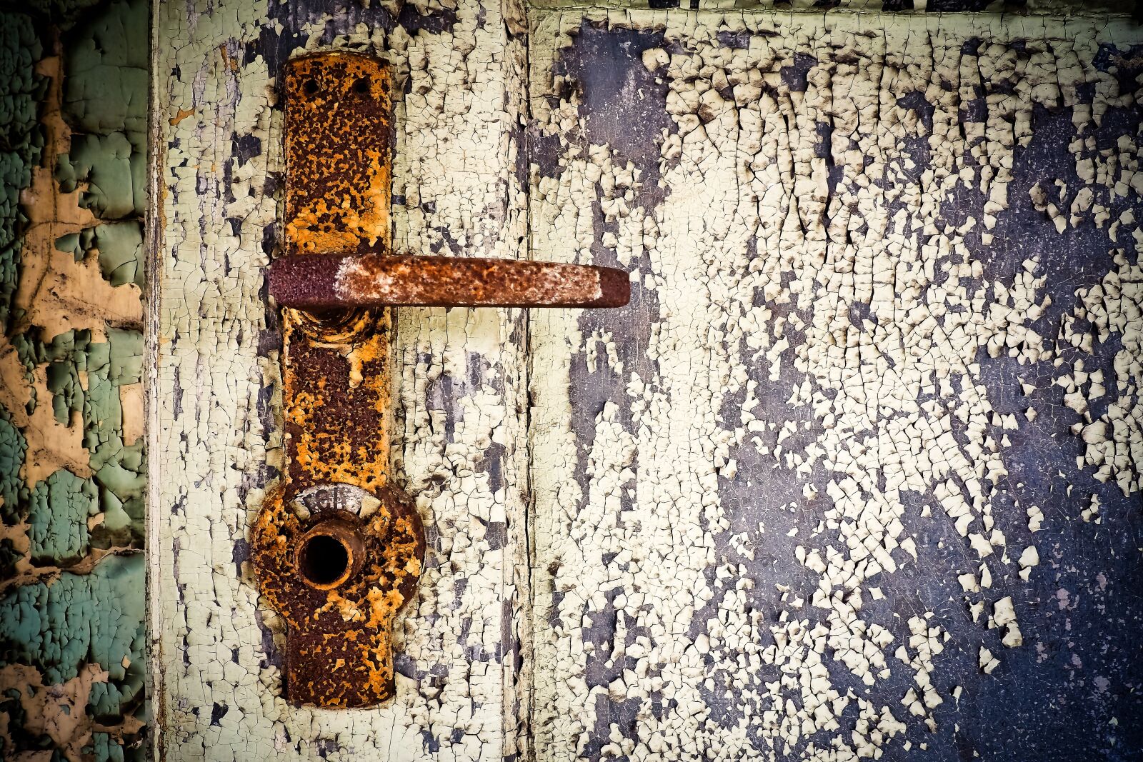 Olympus OM-D E-M10 sample photo. Lost places, railway station photography