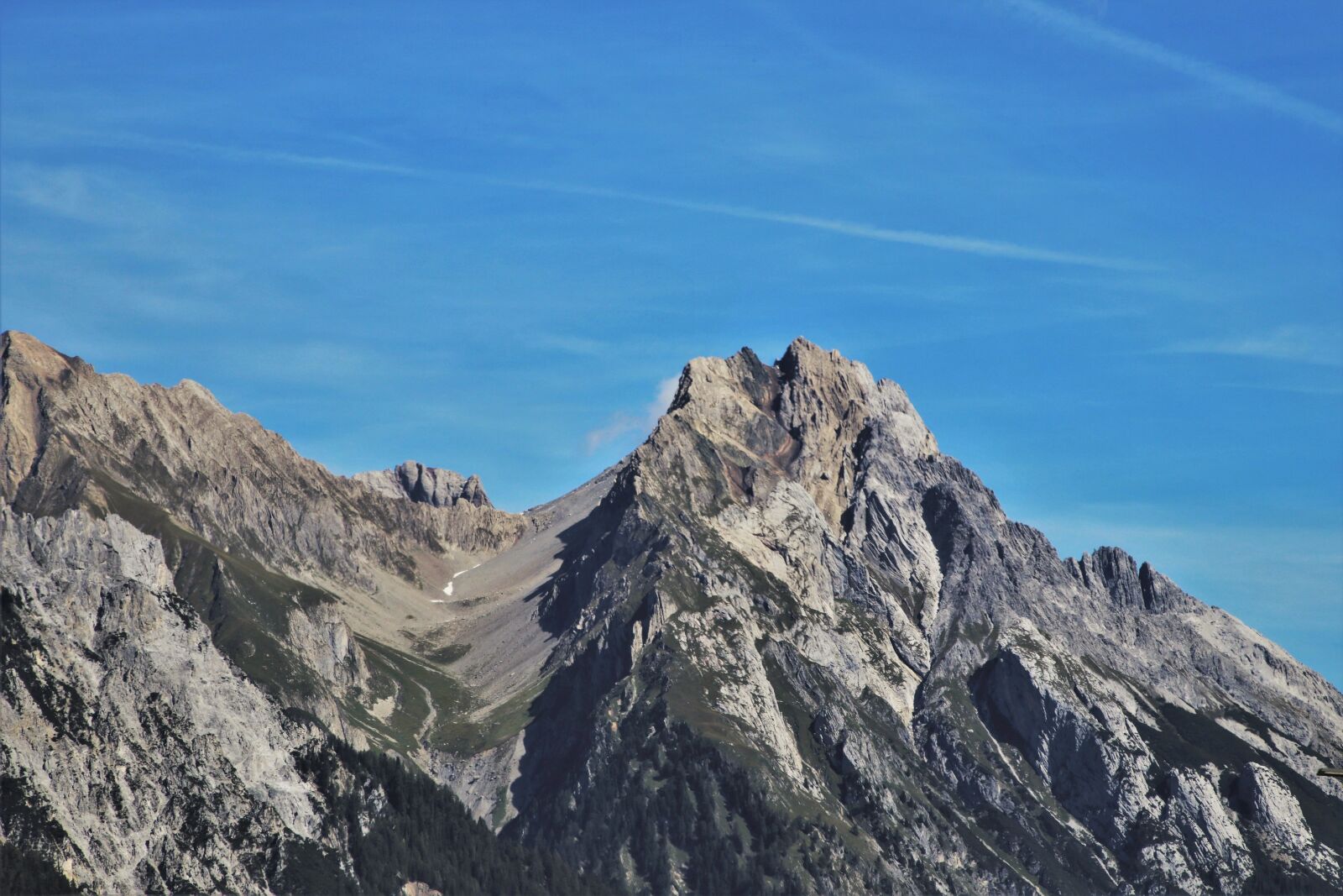 Canon EOS 80D sample photo. The alps, see, up photography