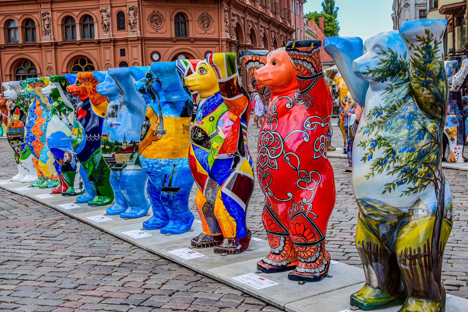 Nikon D5300 sample photo. United buddy bears, buddy photography
