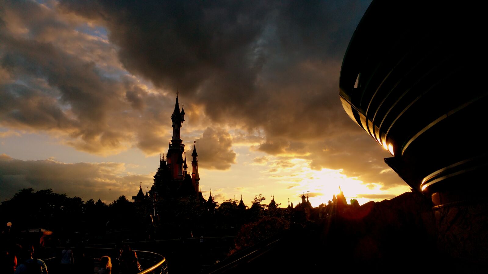 Samsung Galaxy Note4 sample photo. Disneyland, paris, sunset photography