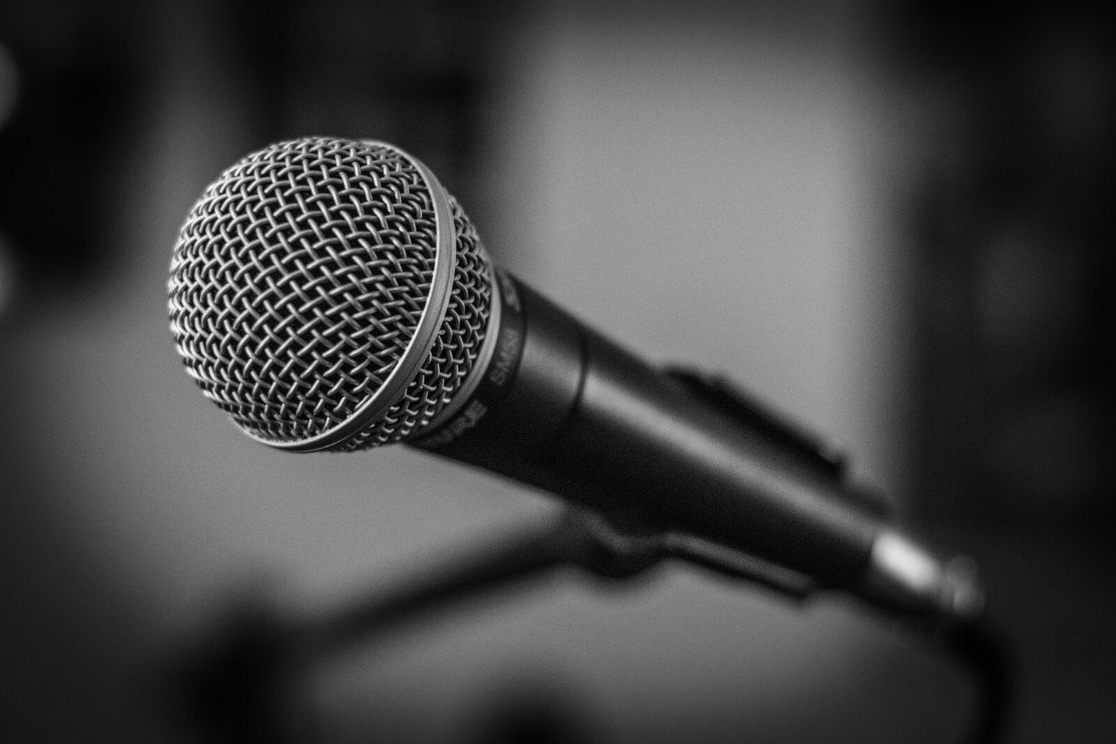 Nikon D5500 sample photo. Microphone, stage, black and photography