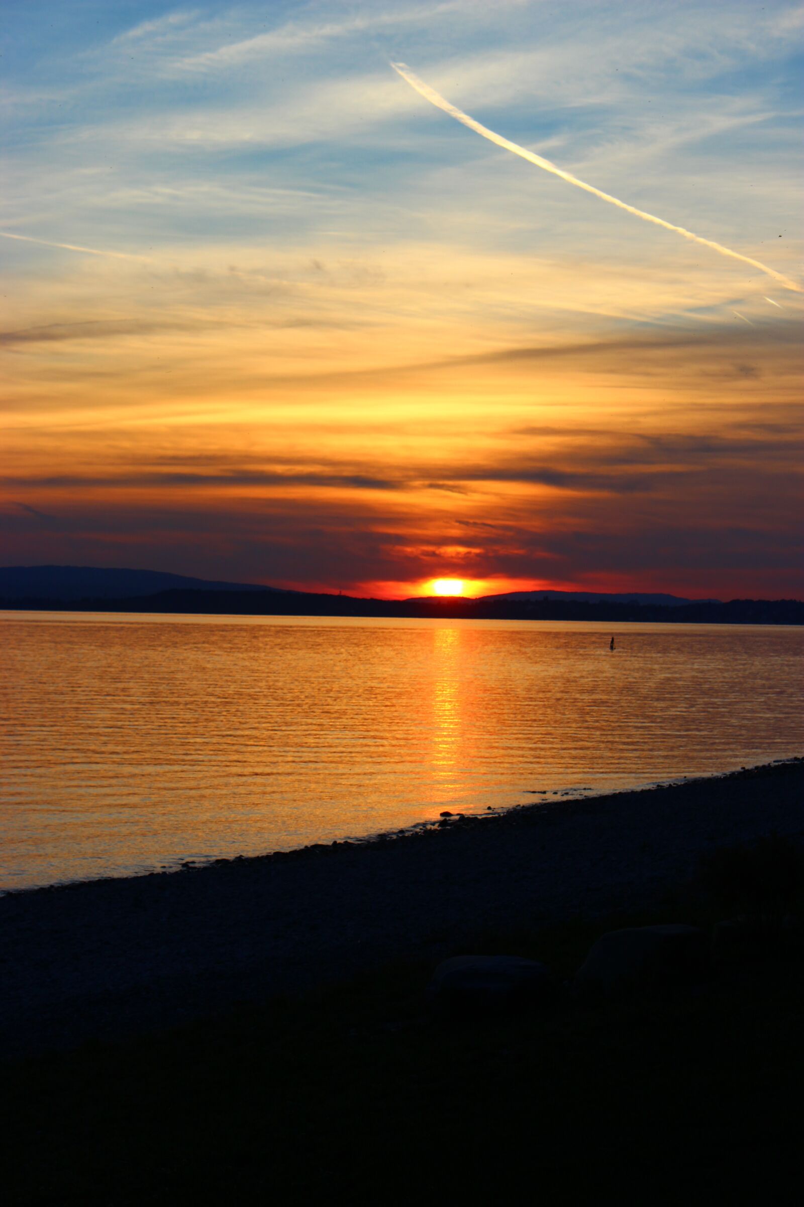 Canon EOS 600D (Rebel EOS T3i / EOS Kiss X5) sample photo. Hagnau, lake constance, sunset photography