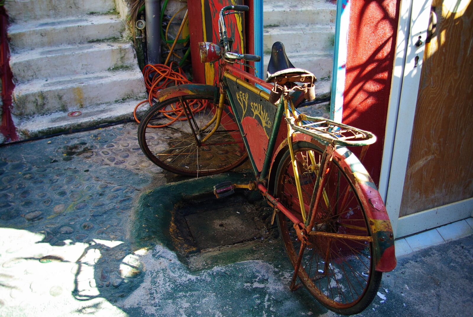 Pentax K10D sample photo. Bike, old, colorful photography