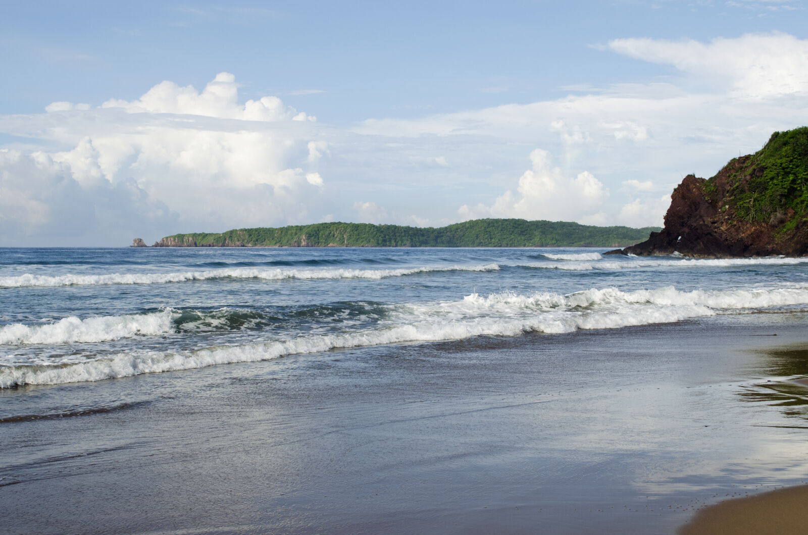 Nikon D5100 sample photo. Beach, cielo, clouds, la photography