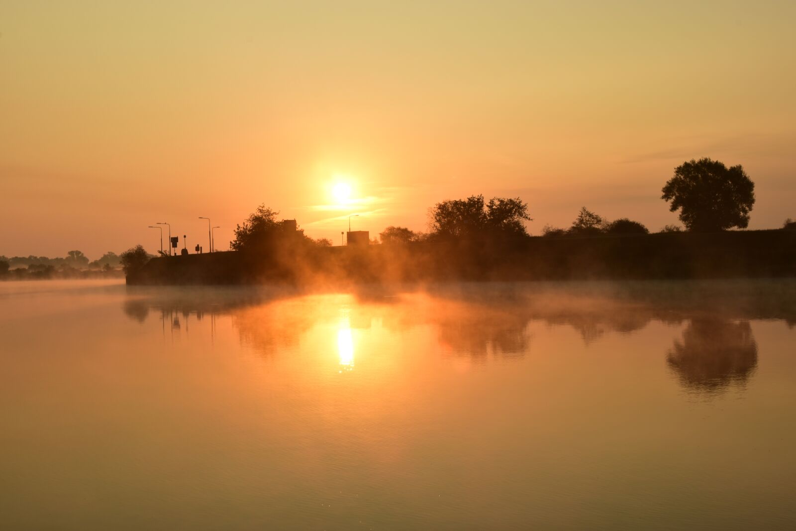 Nikon D5600 sample photo. Fog, haze, sunrise photography