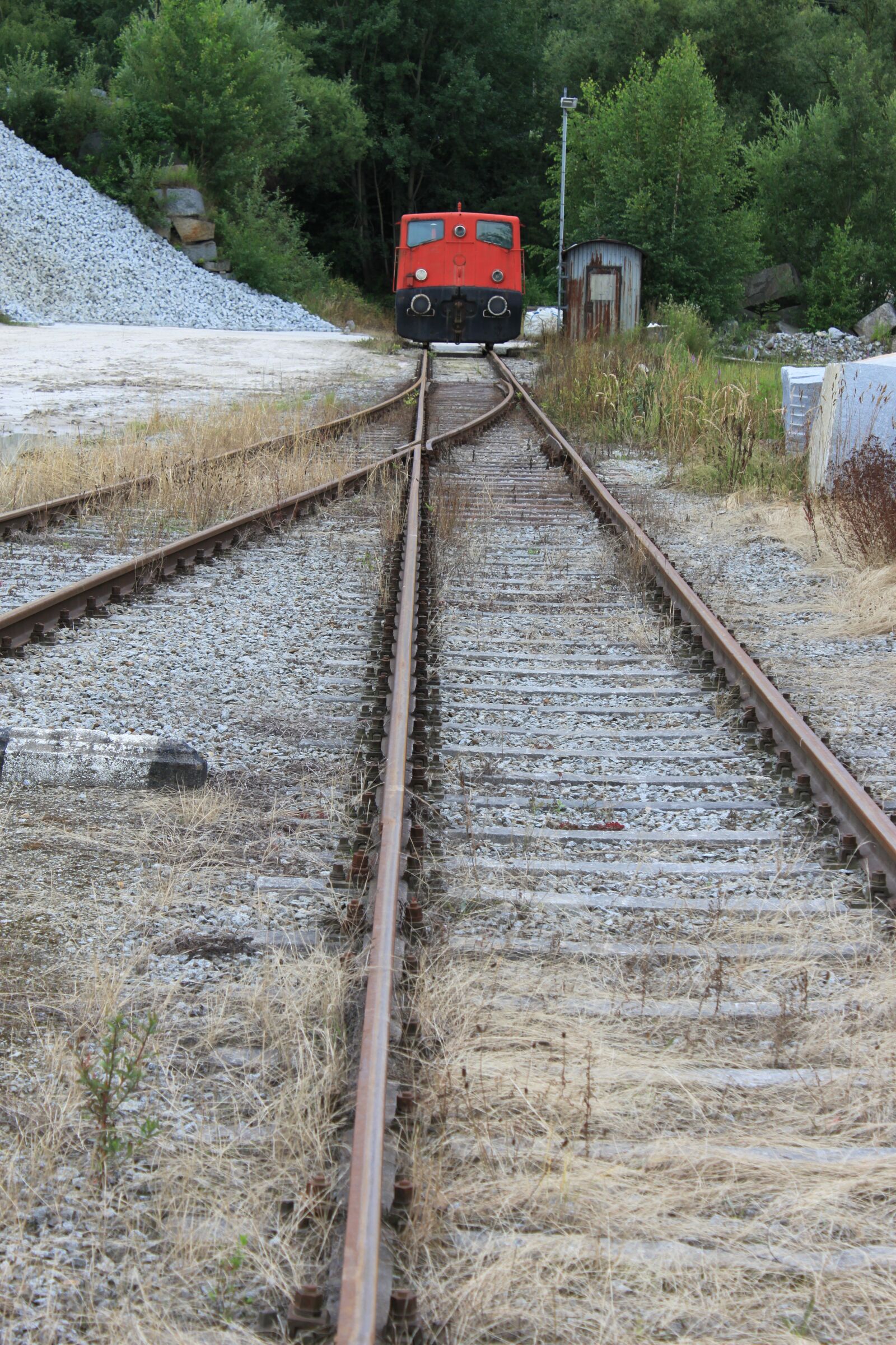 Canon EOS 500D (EOS Rebel T1i / EOS Kiss X3) sample photo. Railway, rails, gleise photography