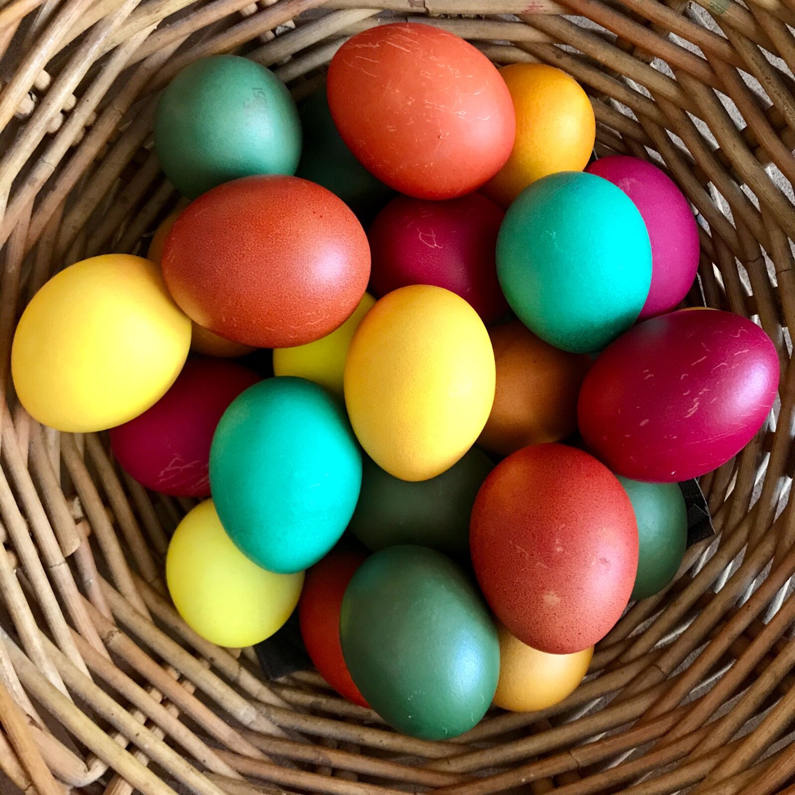 iPhone 7 back camera 3.99mm f/1.8 sample photo. Easter eggs, colorful, easter photography