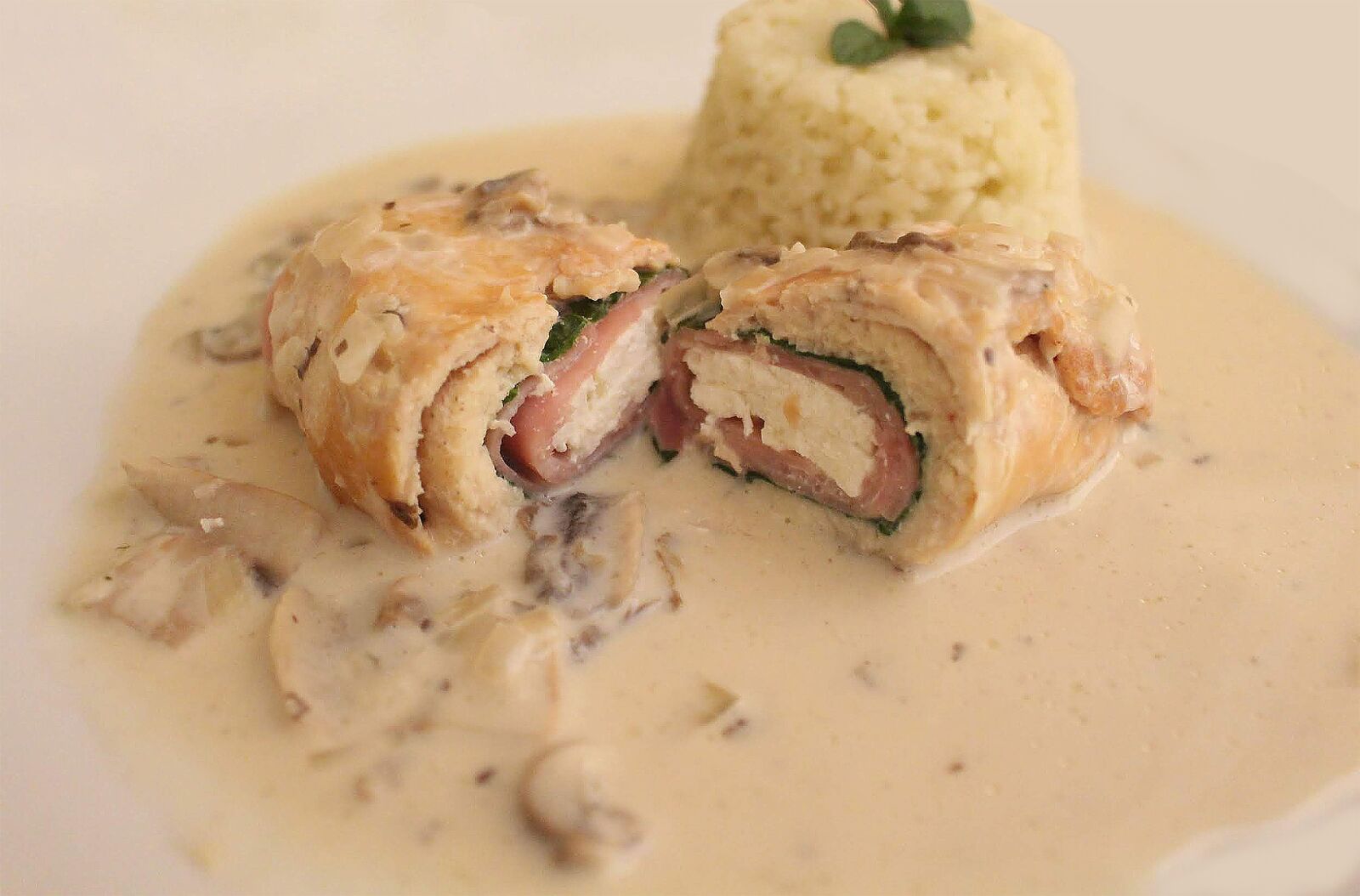 Canon EOS 700D (EOS Rebel T5i / EOS Kiss X7i) sample photo. Food, rice, chicken photography