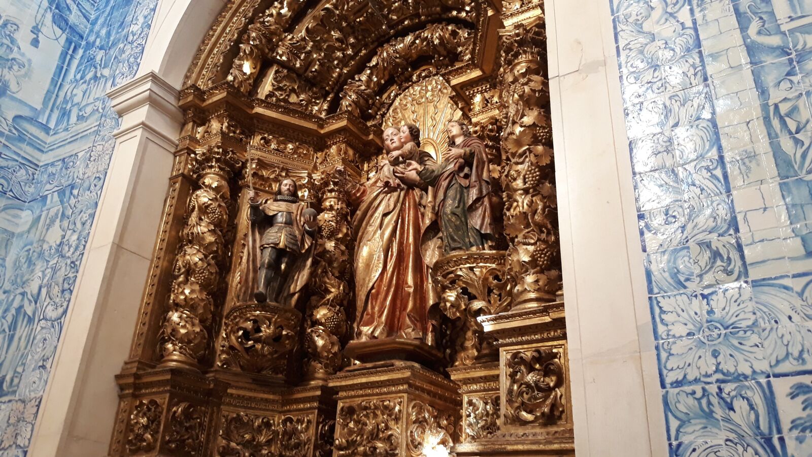 Samsung Galaxy J7 sample photo. Portugal, religion, altar photography
