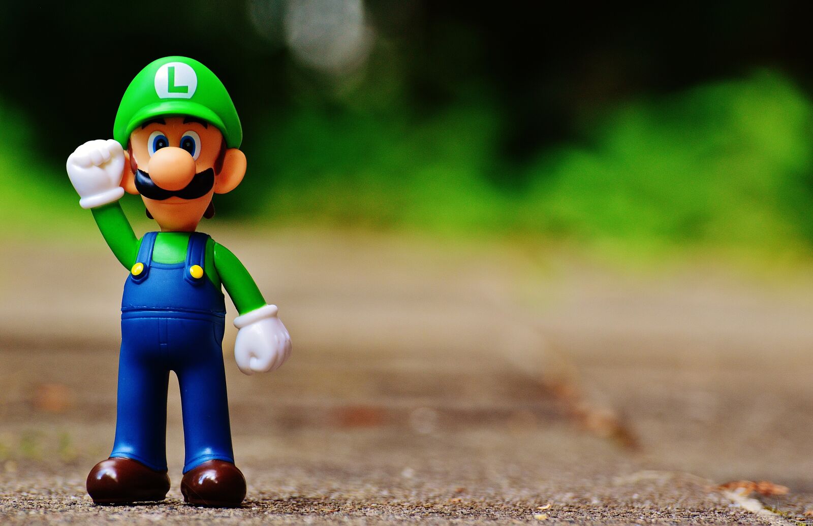 Nikon D3200 sample photo. Luigi, figure, play photography