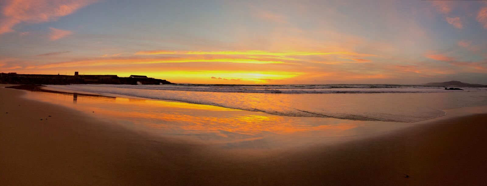 iPhone 5s back camera 4.15mm f/2.2 sample photo. Sunset, sea, horizon photography