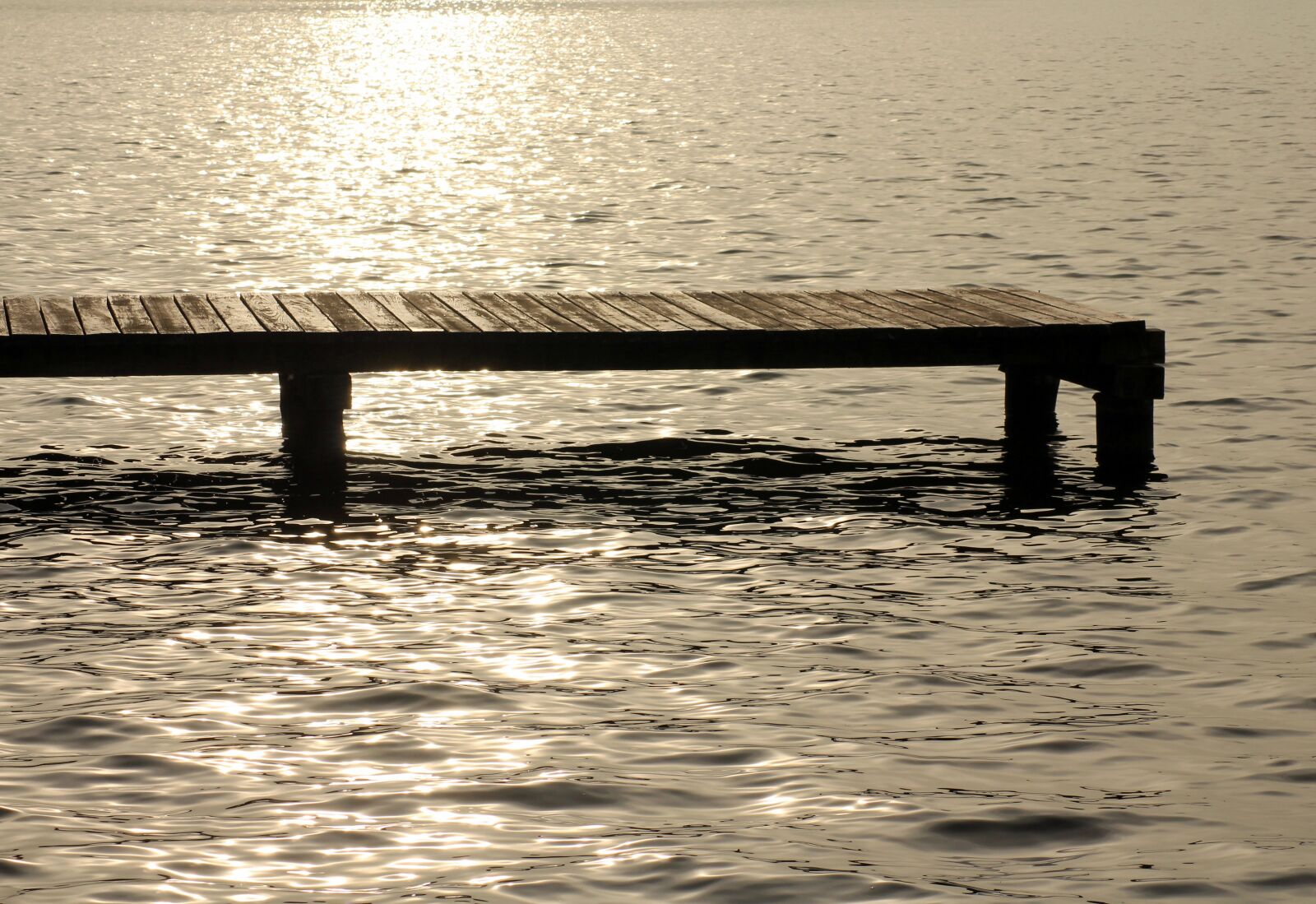 Canon EOS 1200D (EOS Rebel T5 / EOS Kiss X70 / EOS Hi) sample photo. Bridge, lake, water photography