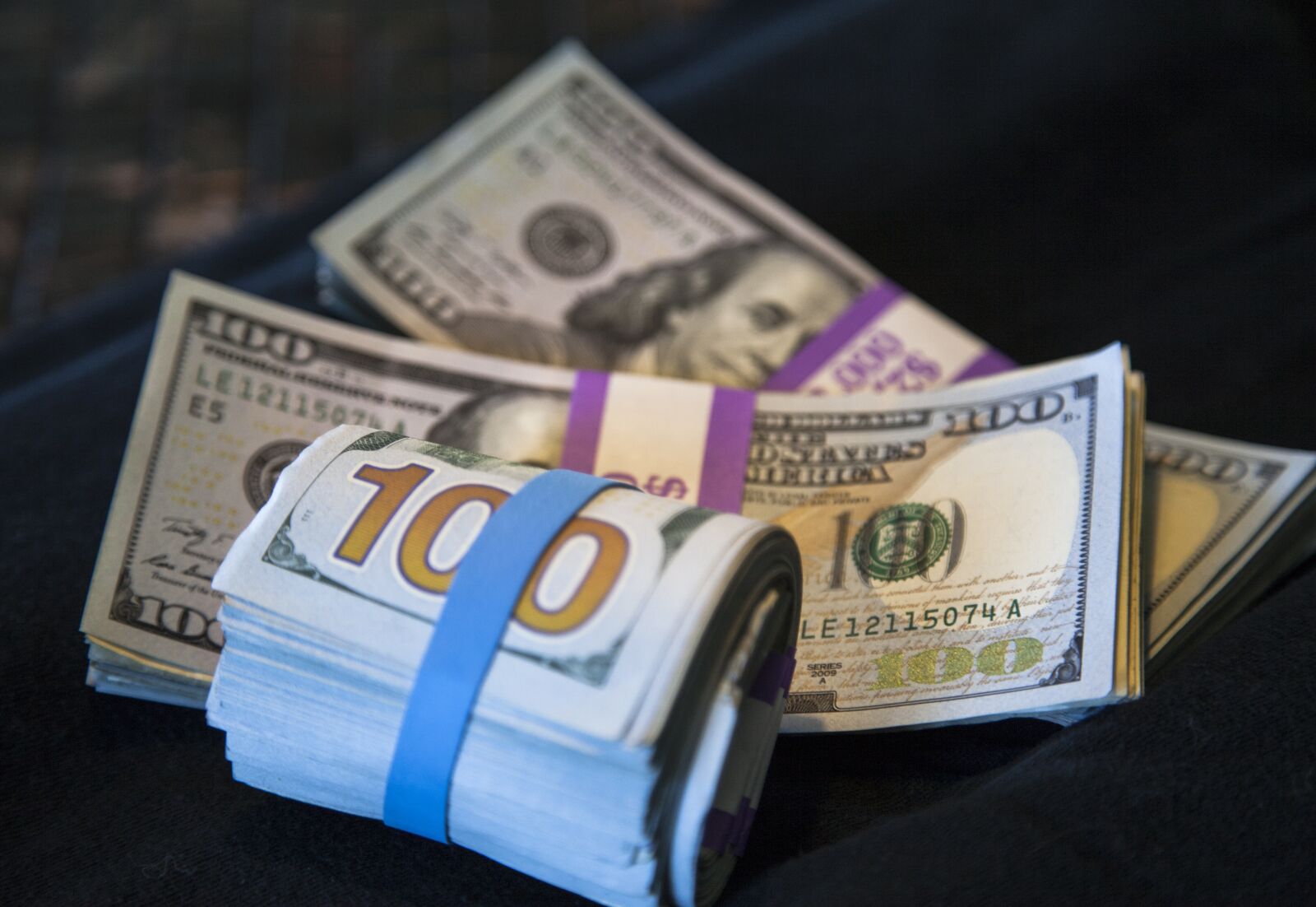 Canon EOS 5D Mark II sample photo. Cash, money, currency photography