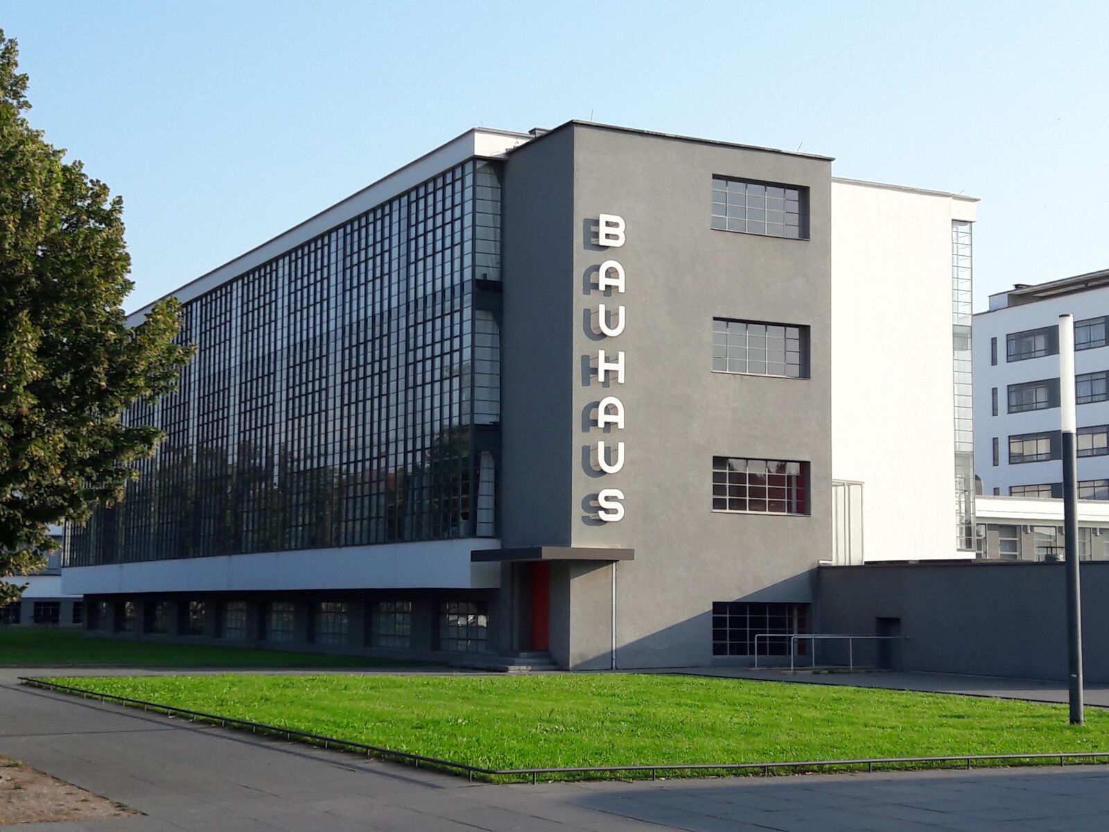 Samsung Galaxy A30 sample photo. Dessau, bauhaus, architecture photography