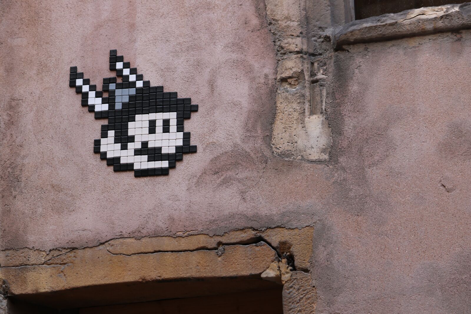 Canon EOS 760D (EOS Rebel T6s / EOS 8000D) sample photo. Mario, street, lyon photography