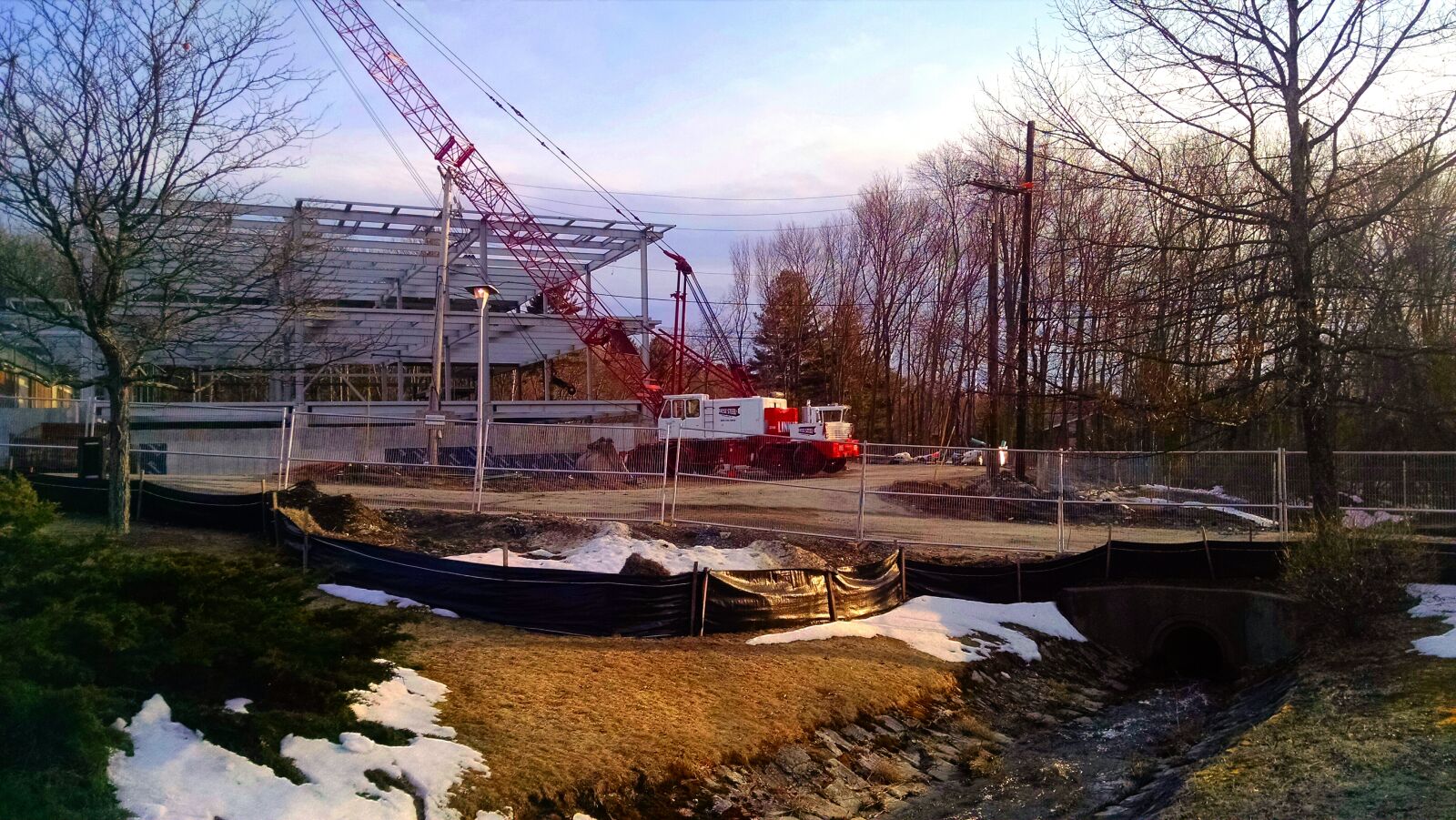 Motorola Moto X (1st Gen) sample photo. Construction, spibg, stream photography