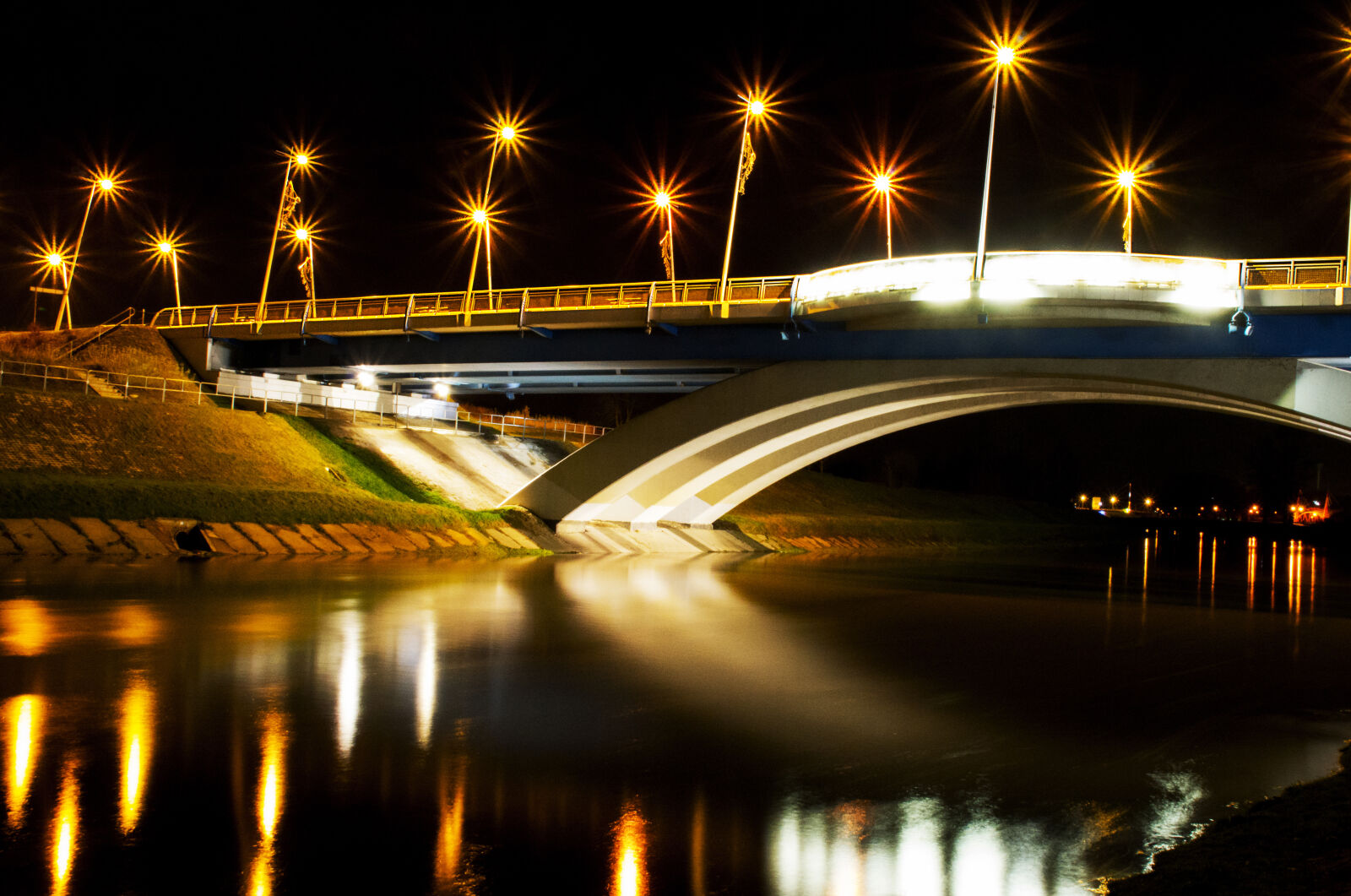 Sony SLT-A65 (SLT-A65V) sample photo. Bridge, night, river, rzeszow photography