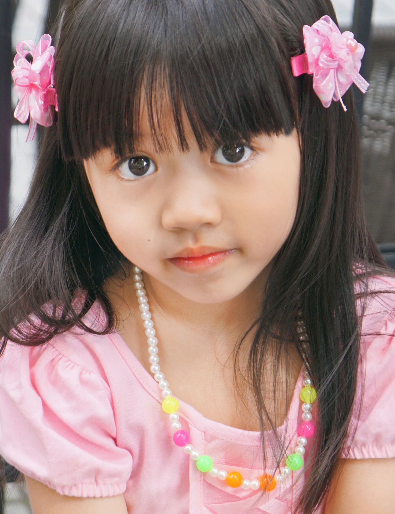 Sony a6000 + Sony E 18-55mm F3.5-5.6 OSS sample photo. Baby, children's jewelry, girls photography