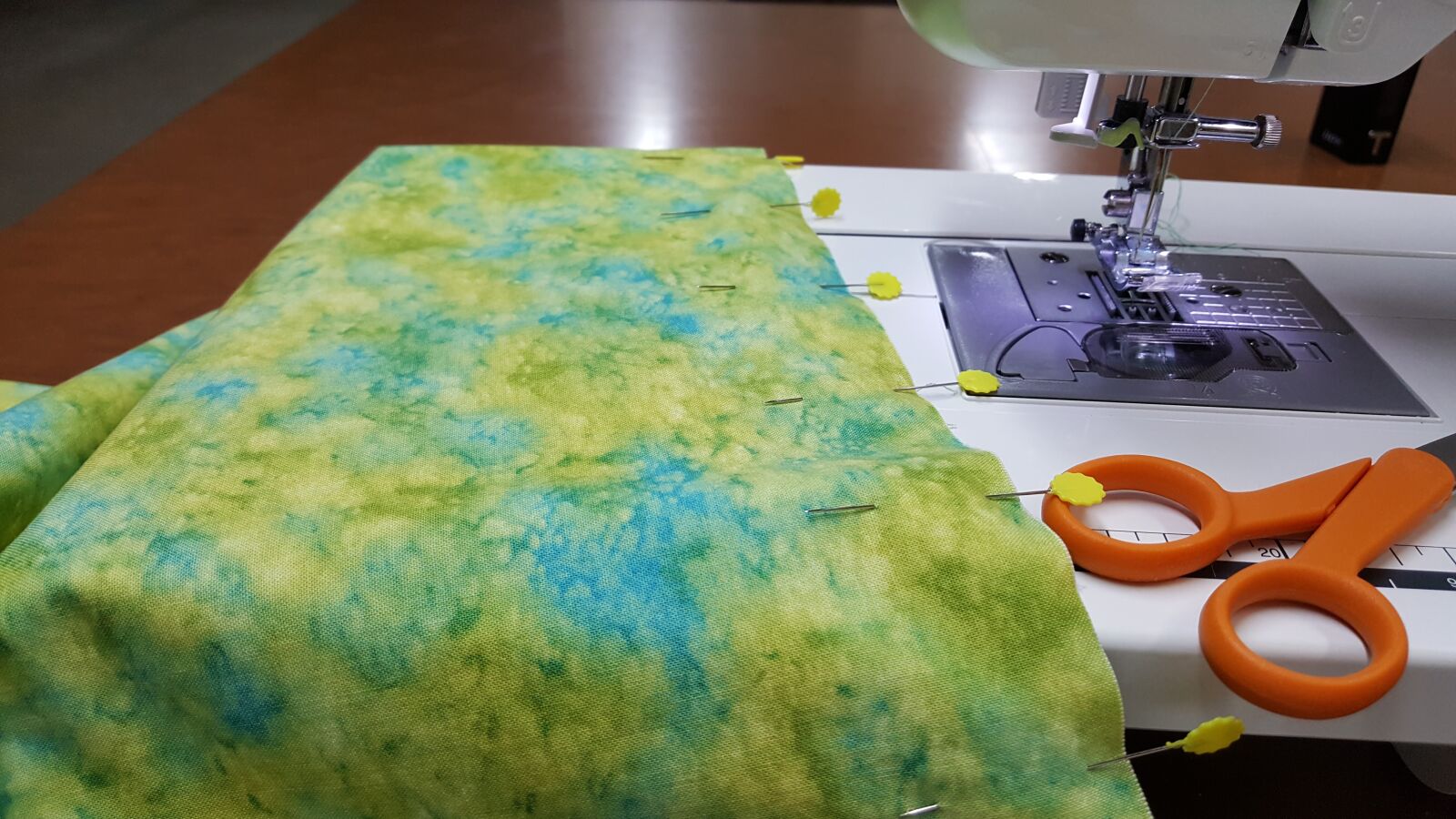 Samsung Galaxy Note5 sample photo. Sewing, fabric, pinned photography