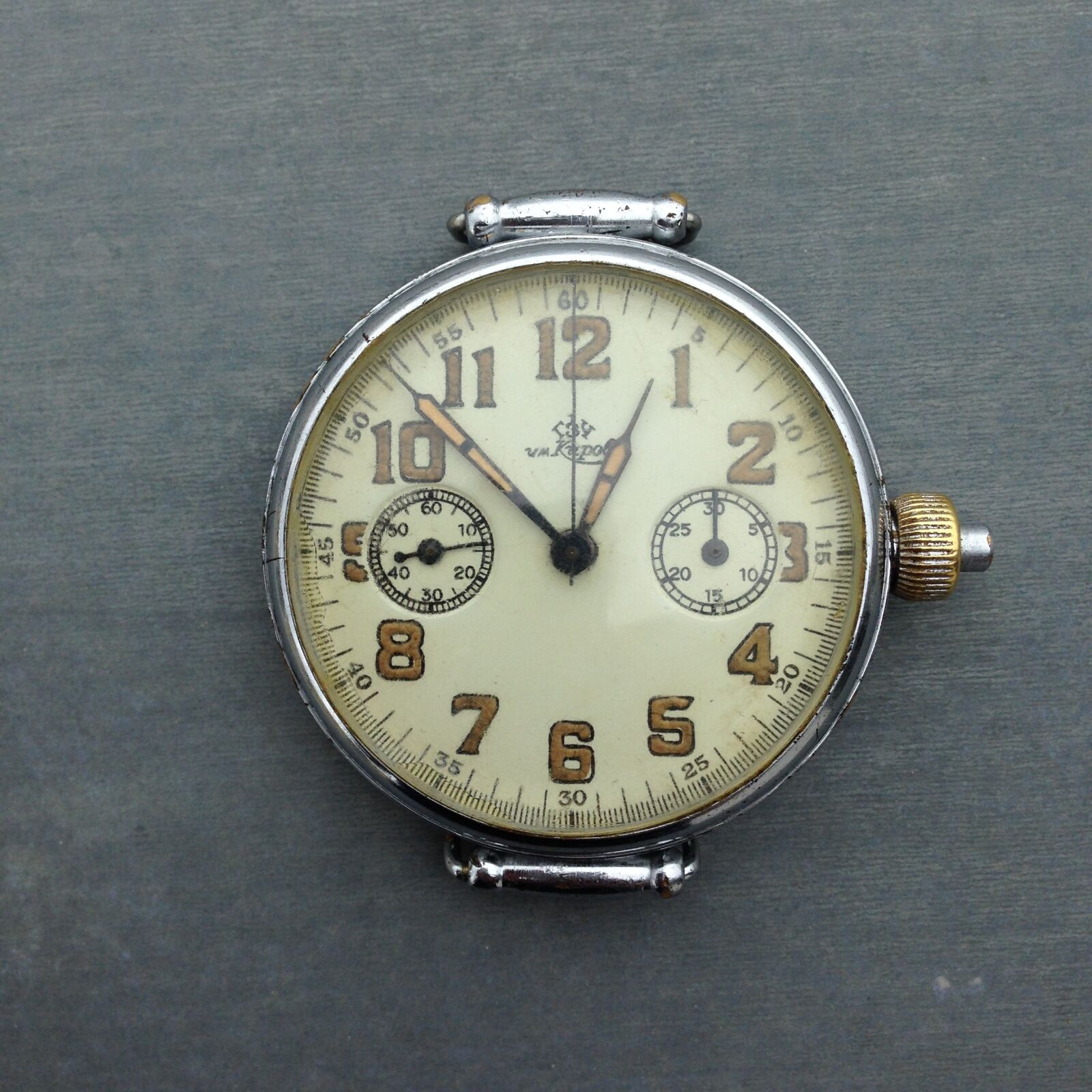 iPhone 5 back camera 4.12mm f/2.4 sample photo. Clock, vintage, retro photography