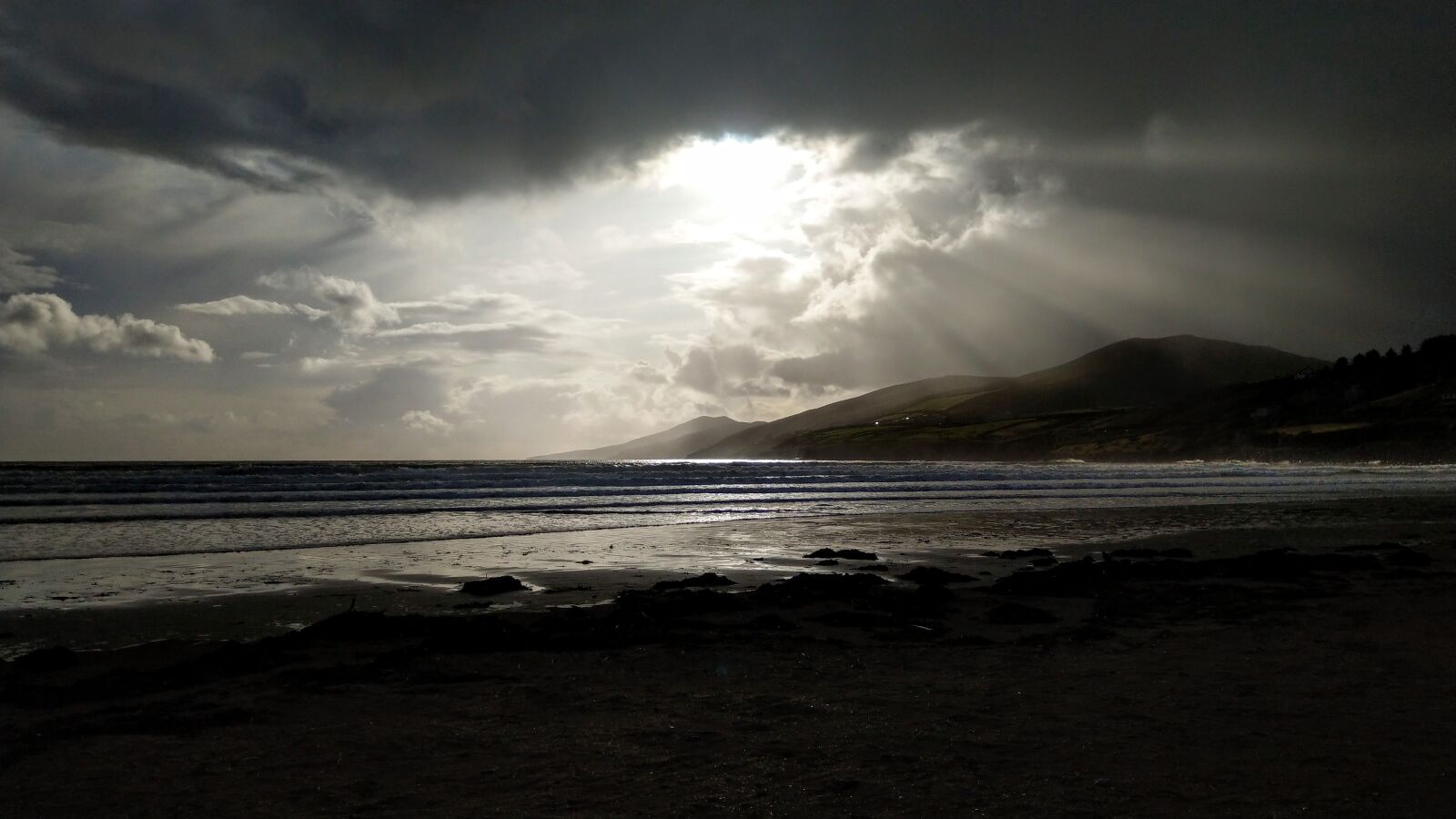 HTC U11 sample photo. Ireland, sun, nature photography