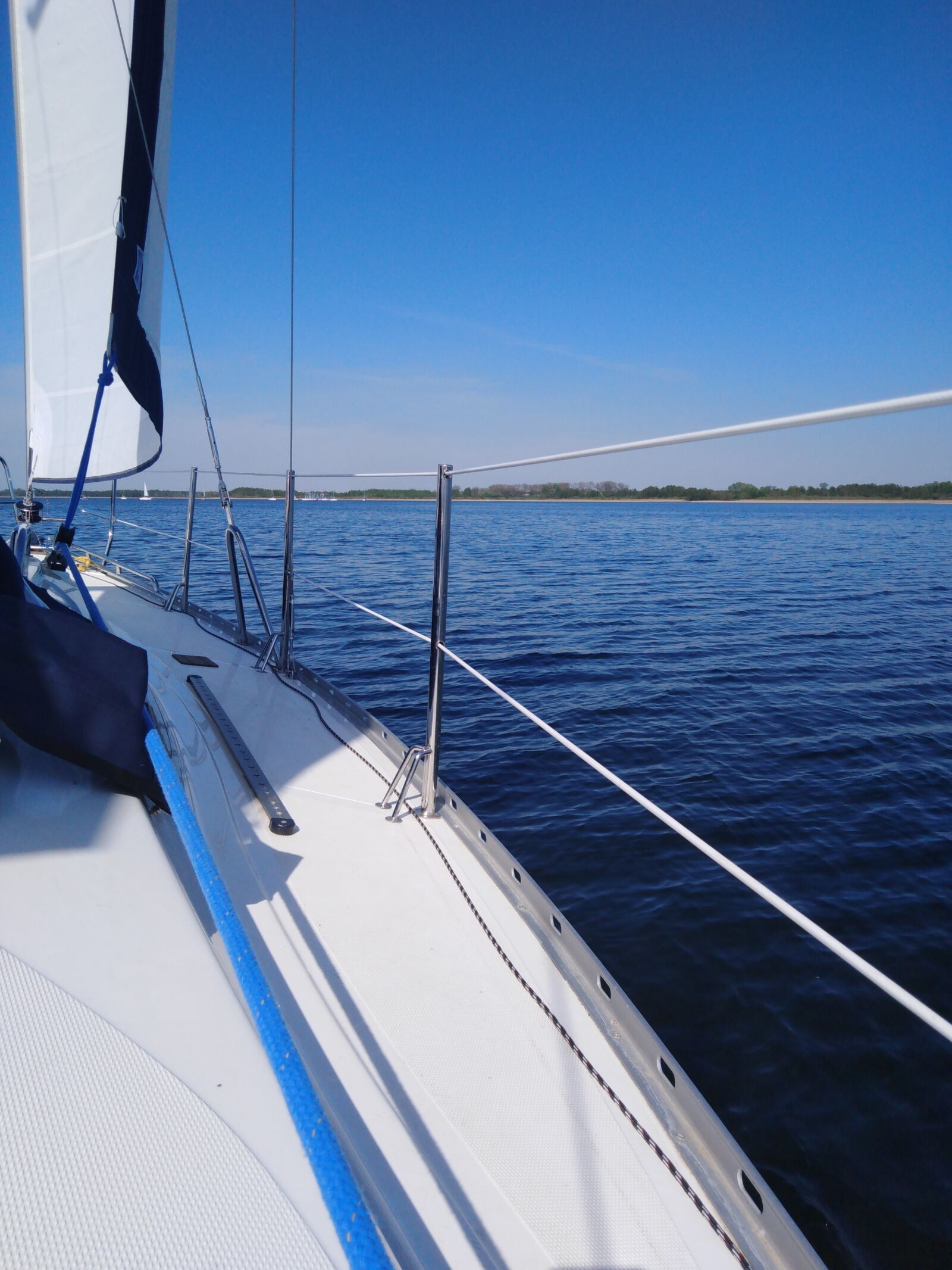 HUAWEI Y6 2018 sample photo. Yacht, ship, sails photography