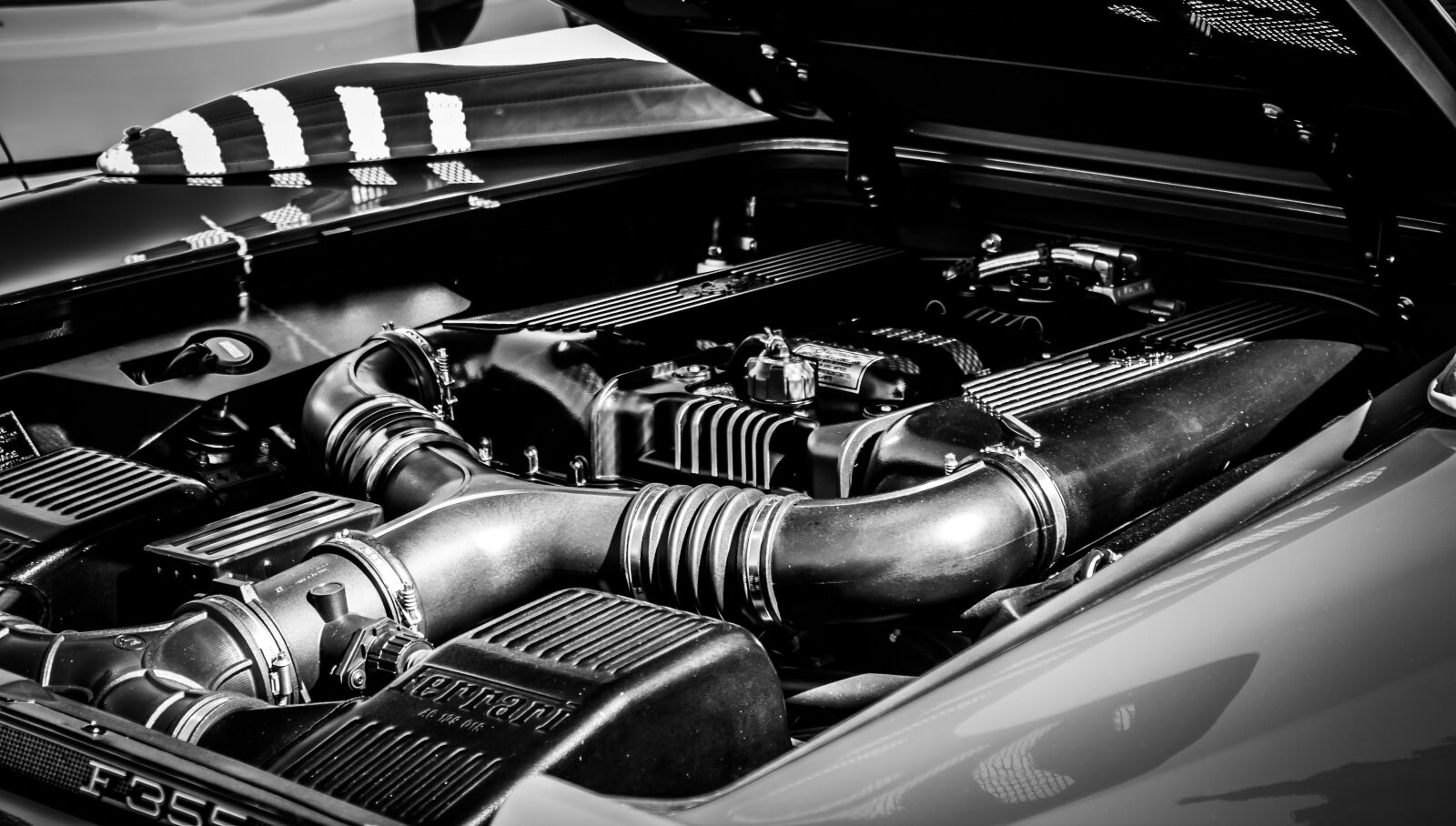 Canon EOS 70D sample photo. Engine, car, ferrari photography