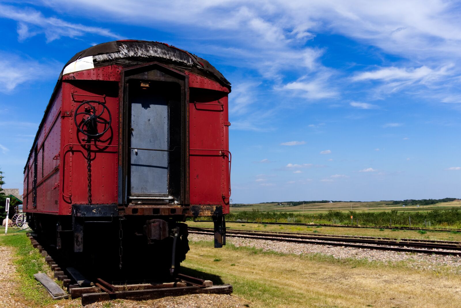 Sony Alpha a5000 (ILCE 5000) sample photo. Train, landscape, railway photography