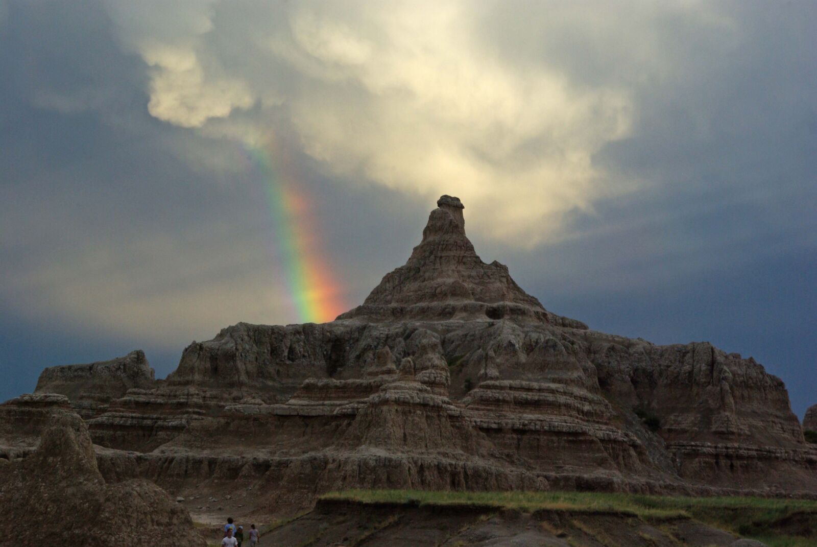 Pentax K10D sample photo. Landscape, rainbow, mountains photography