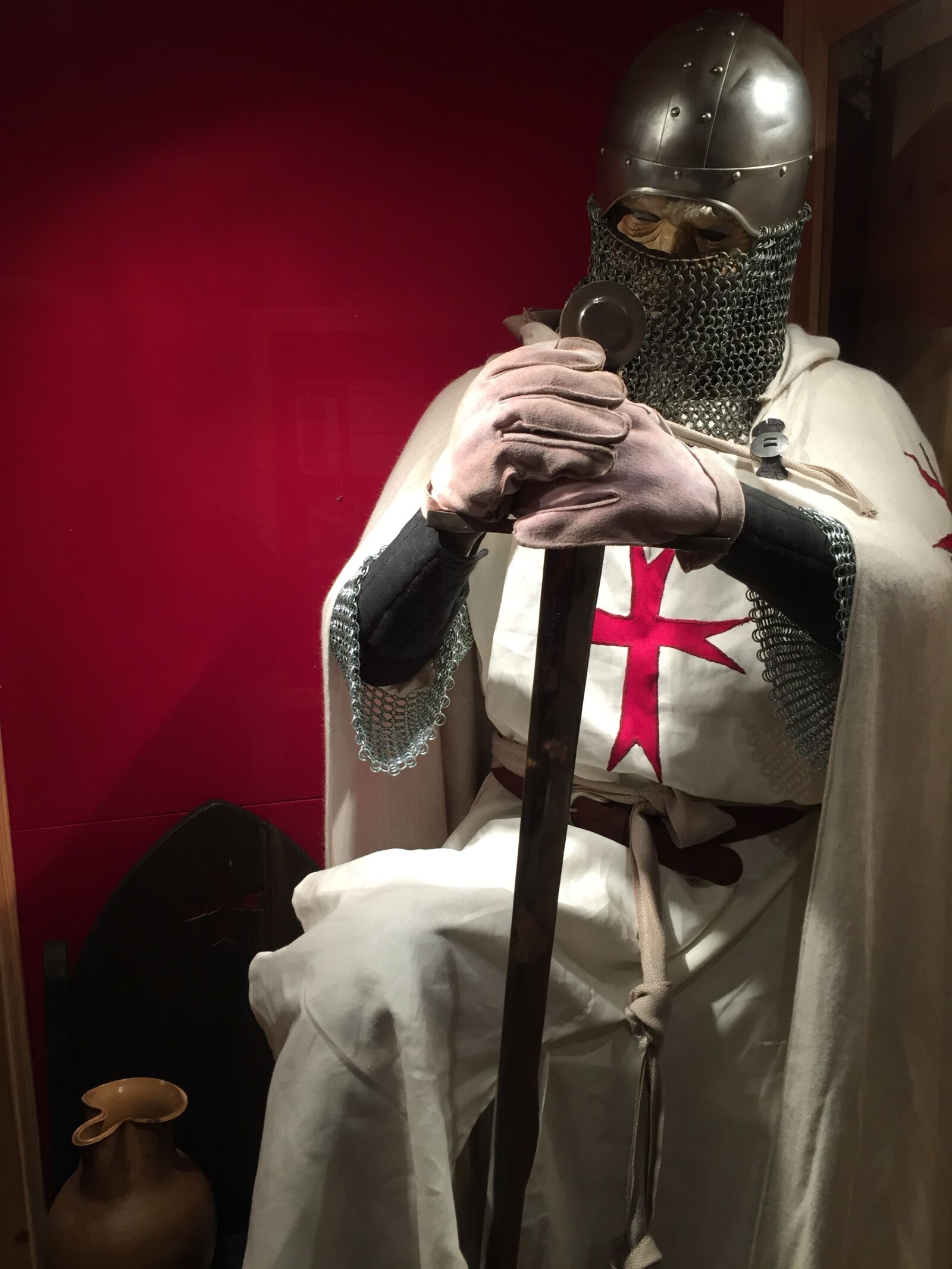 Apple iPhone 6 sample photo. Crusader, knight, armored photography