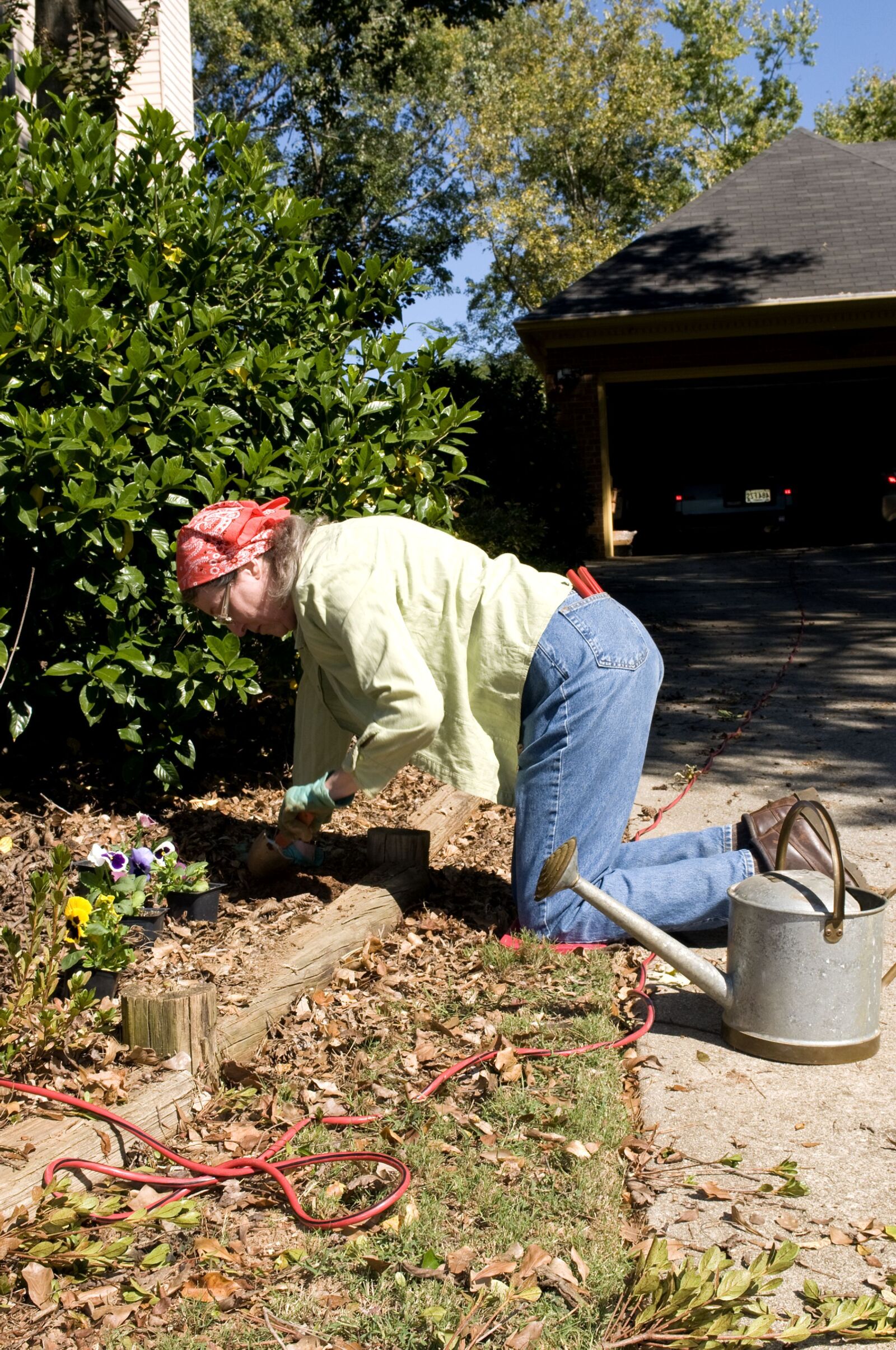 Nikon D300 sample photo. Hand, trowel, dig, hole photography