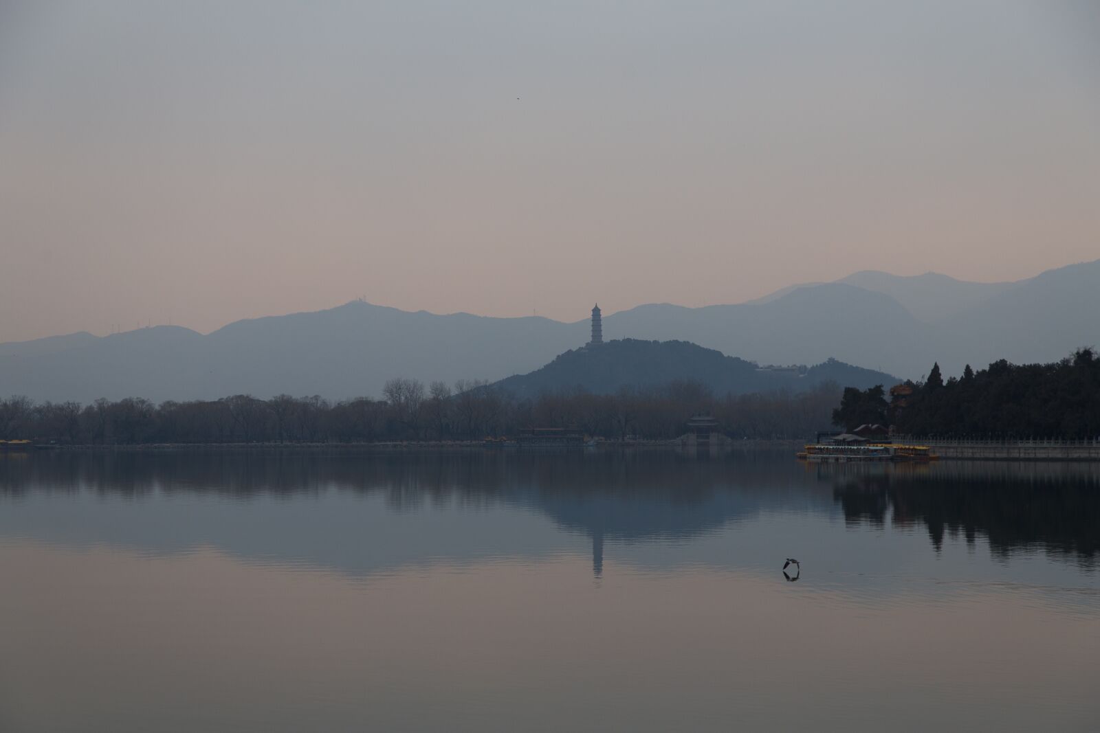 Canon EOS 6D + Canon EF 24-105mm F4L IS USM sample photo. Waters, lake, reflection photography