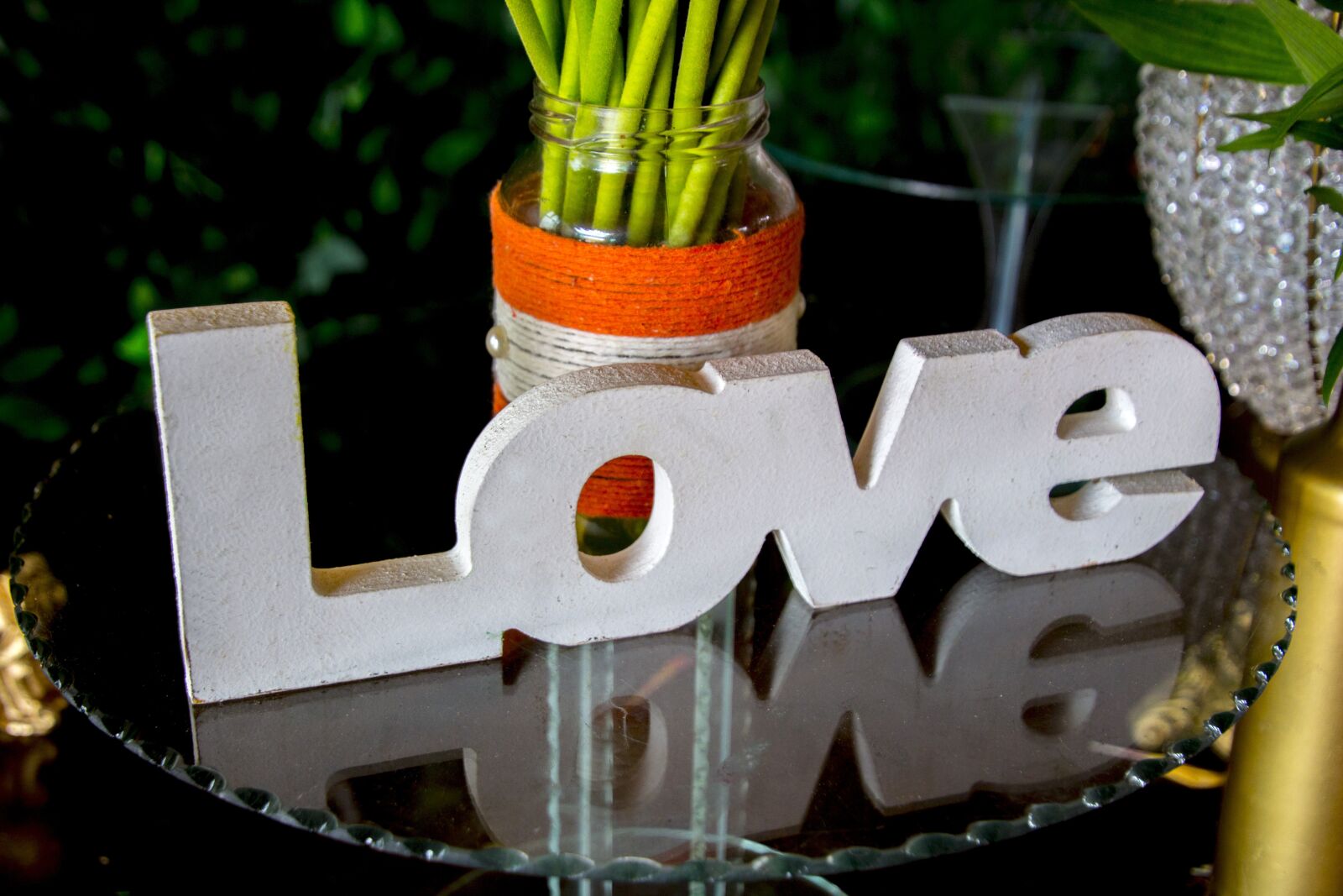 Canon EOS 700D (EOS Rebel T5i / EOS Kiss X7i) sample photo. Decoration, the word love photography