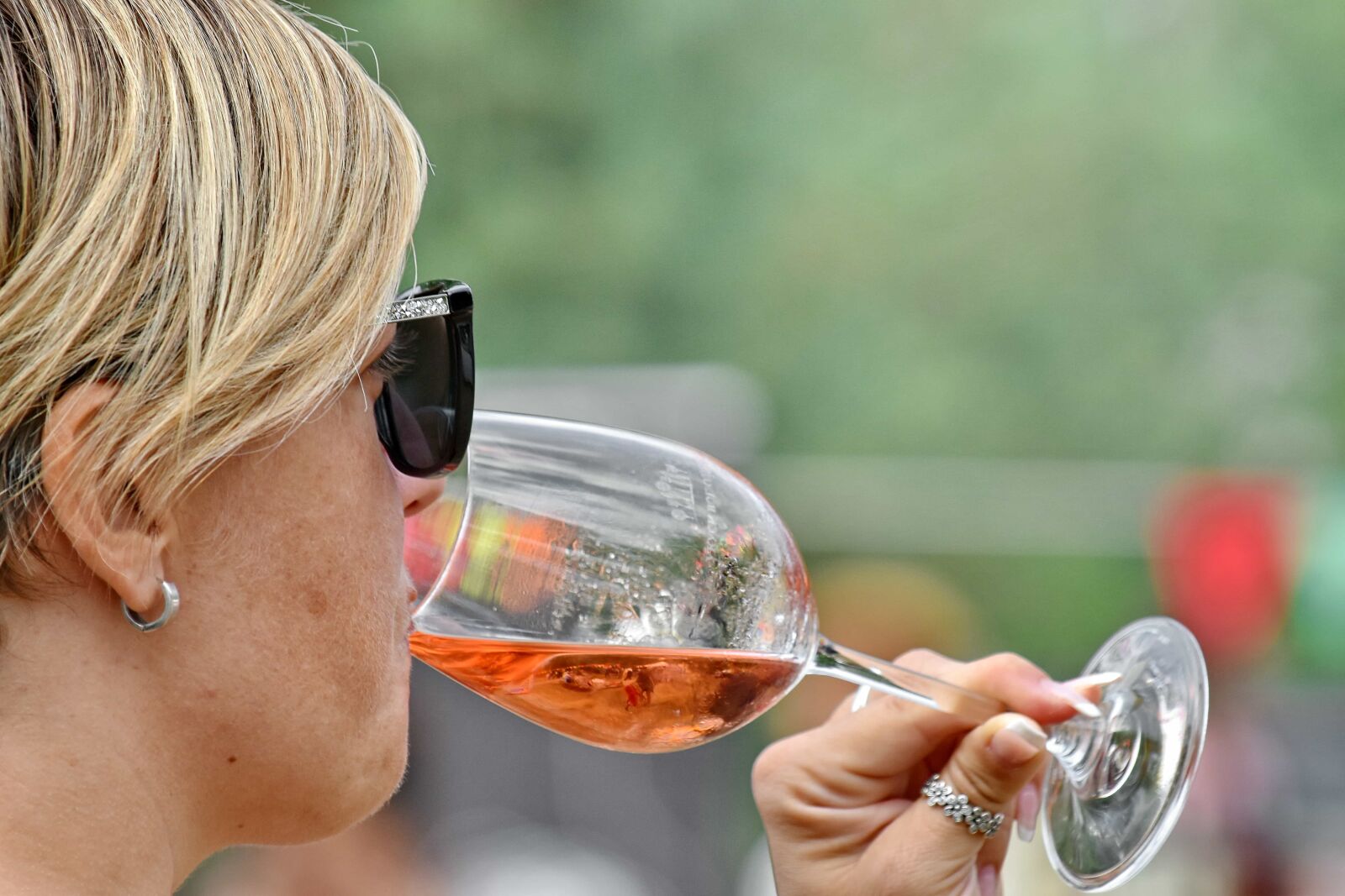 Nikon D5500 sample photo. Alcohol, beverage, red wine photography