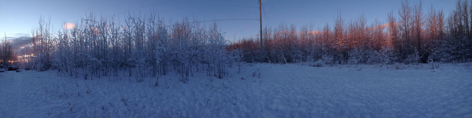 iPhone 5 back camera 4.12mm f/2.4 sample photo. Nature, panorama, snow, sunrise photography