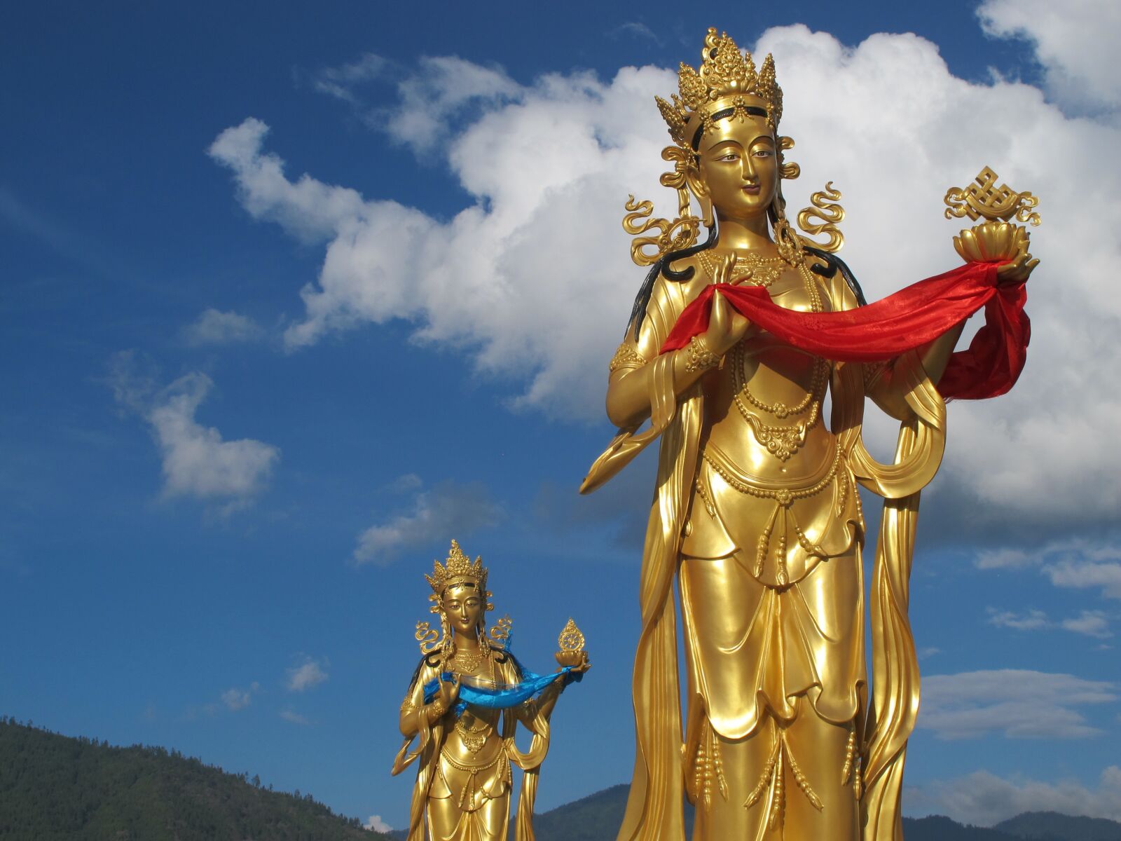 Canon PowerShot G12 sample photo. Buddhist, buddhism, goddess photography