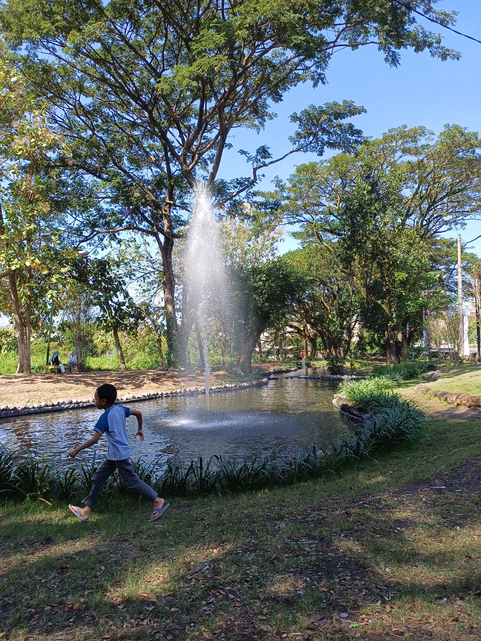 Samsung Galaxy A34 5G sample photo. Air mancur kolam kkan photography