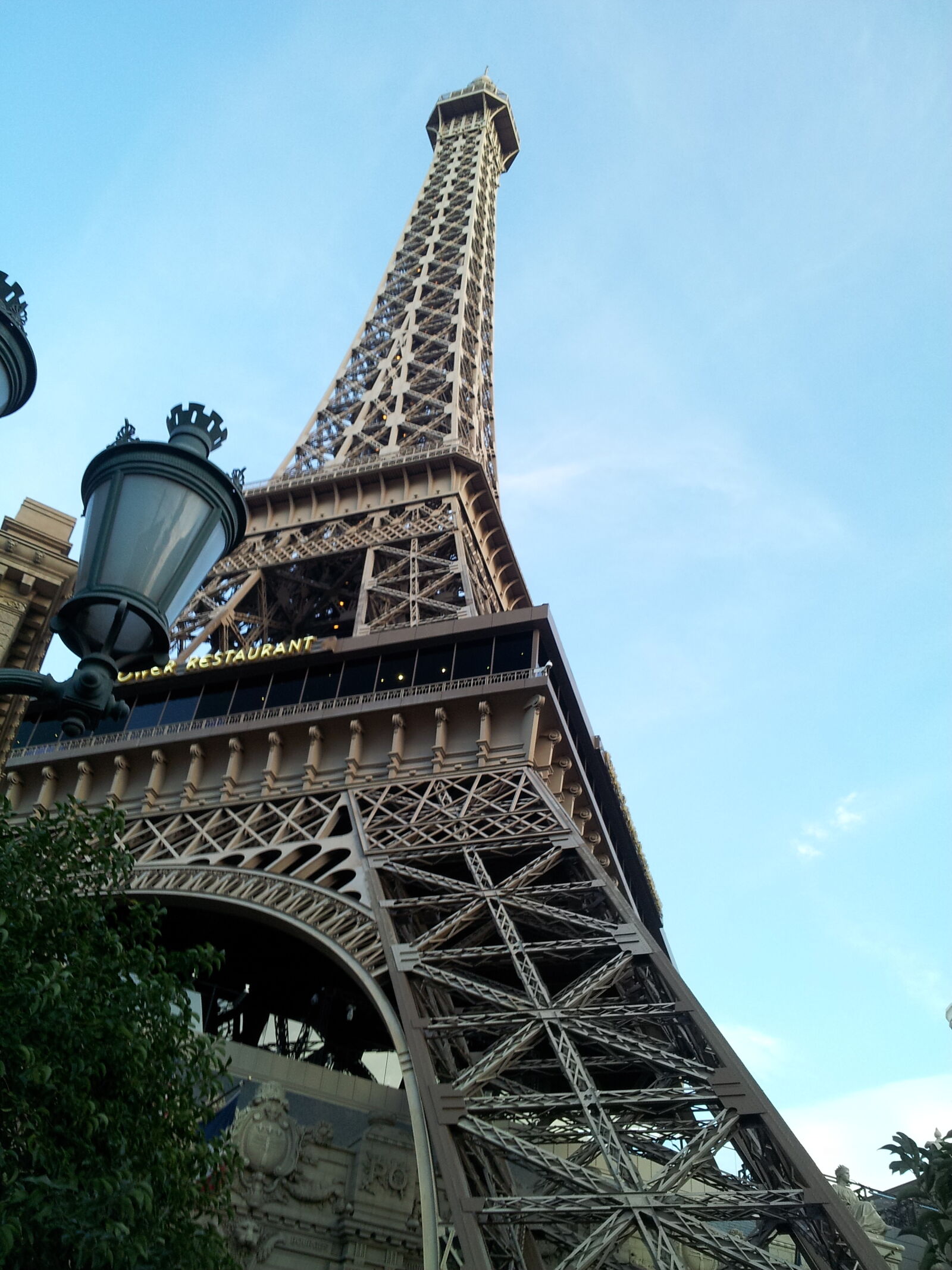 Samsung Galaxy S2 sample photo. Eiffel, tower, las, vegas photography