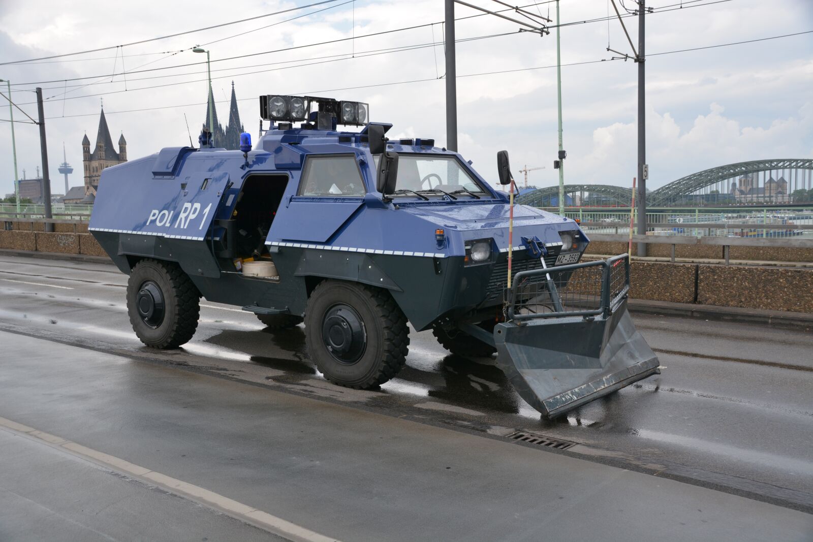 Nikon D7100 sample photo. Police, detection, water cannon photography