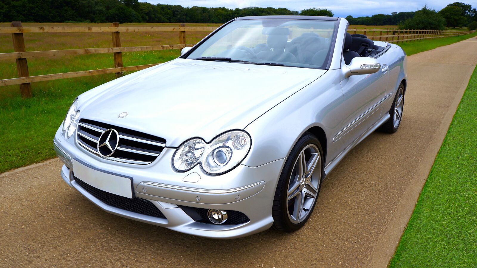 Sony Alpha NEX-5N sample photo. Mercedes, car, transport photography