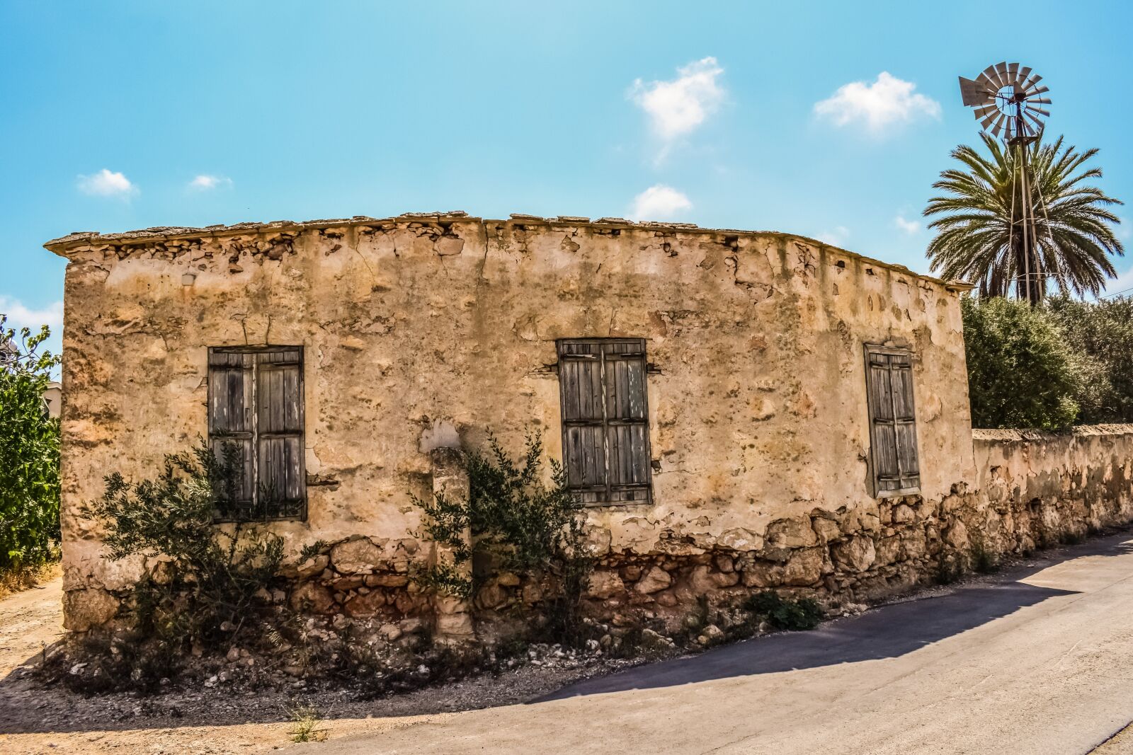 Nikon D3300 sample photo. Old house, abandoned, aged photography