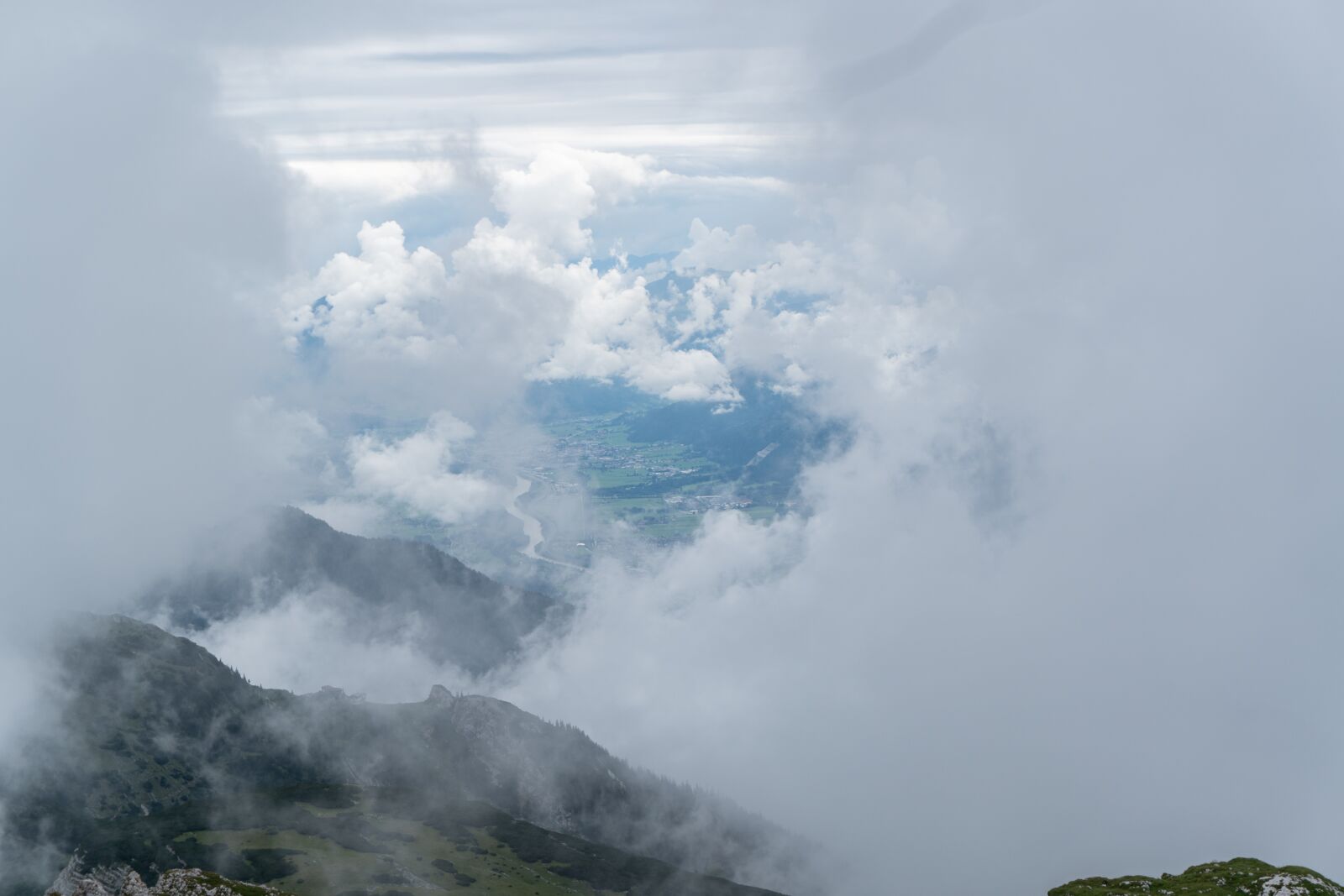 Sony a6300 sample photo. Clouds, mountains, inntal photography