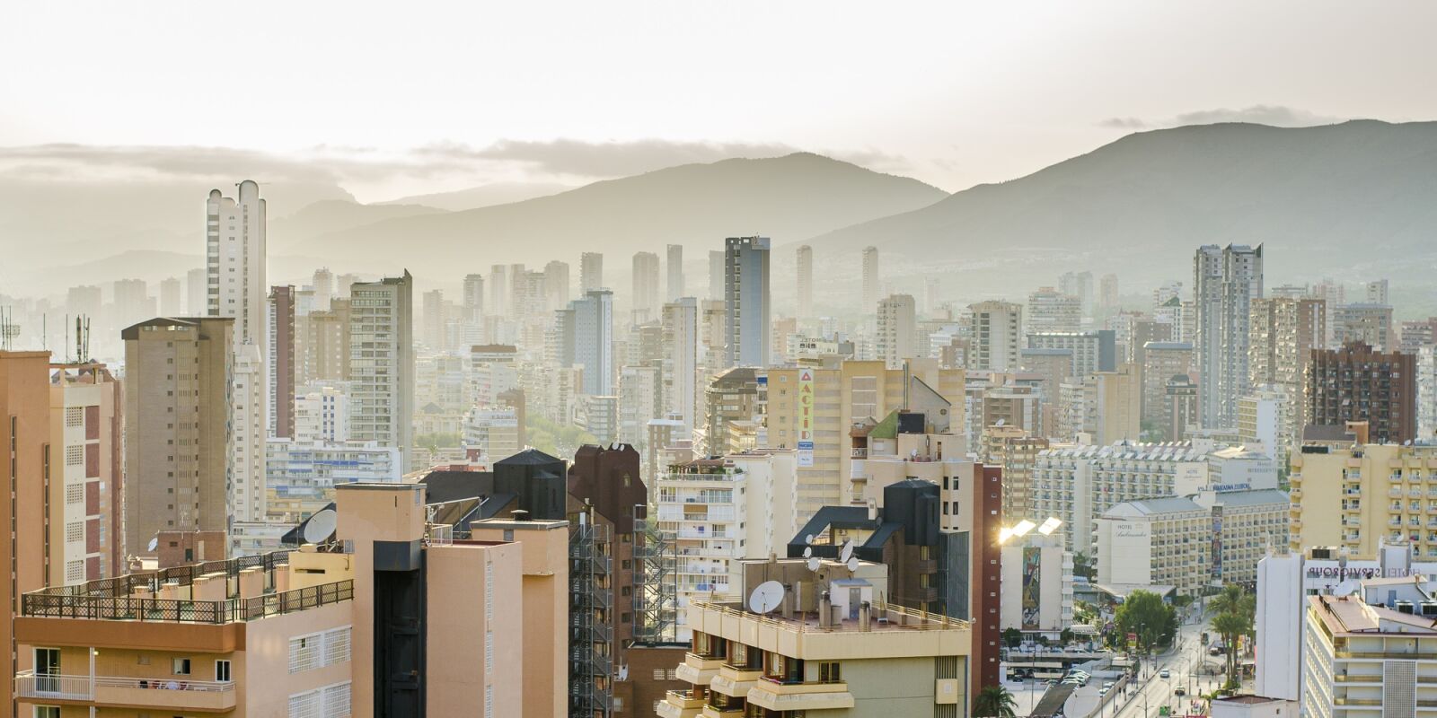 Nikon D5100 sample photo. Benidorm, city, fog photography